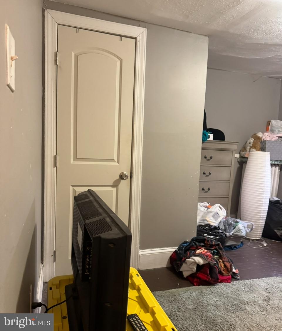 POWELTON VILLAGE - Residential