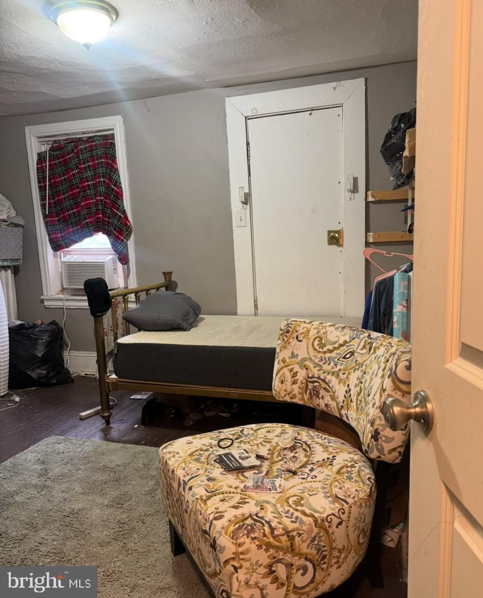 POWELTON VILLAGE - Residential