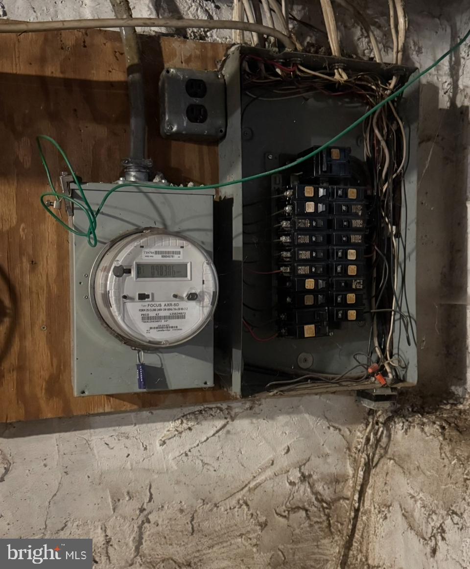 POWELTON VILLAGE - Residential