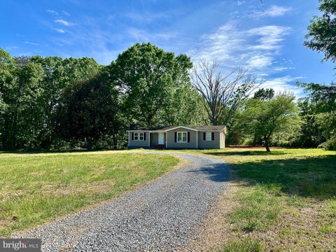 Homes For Sale - 30494 Hicks Road<br/> Orange County, SPOTSYLVANIA, VA 22551