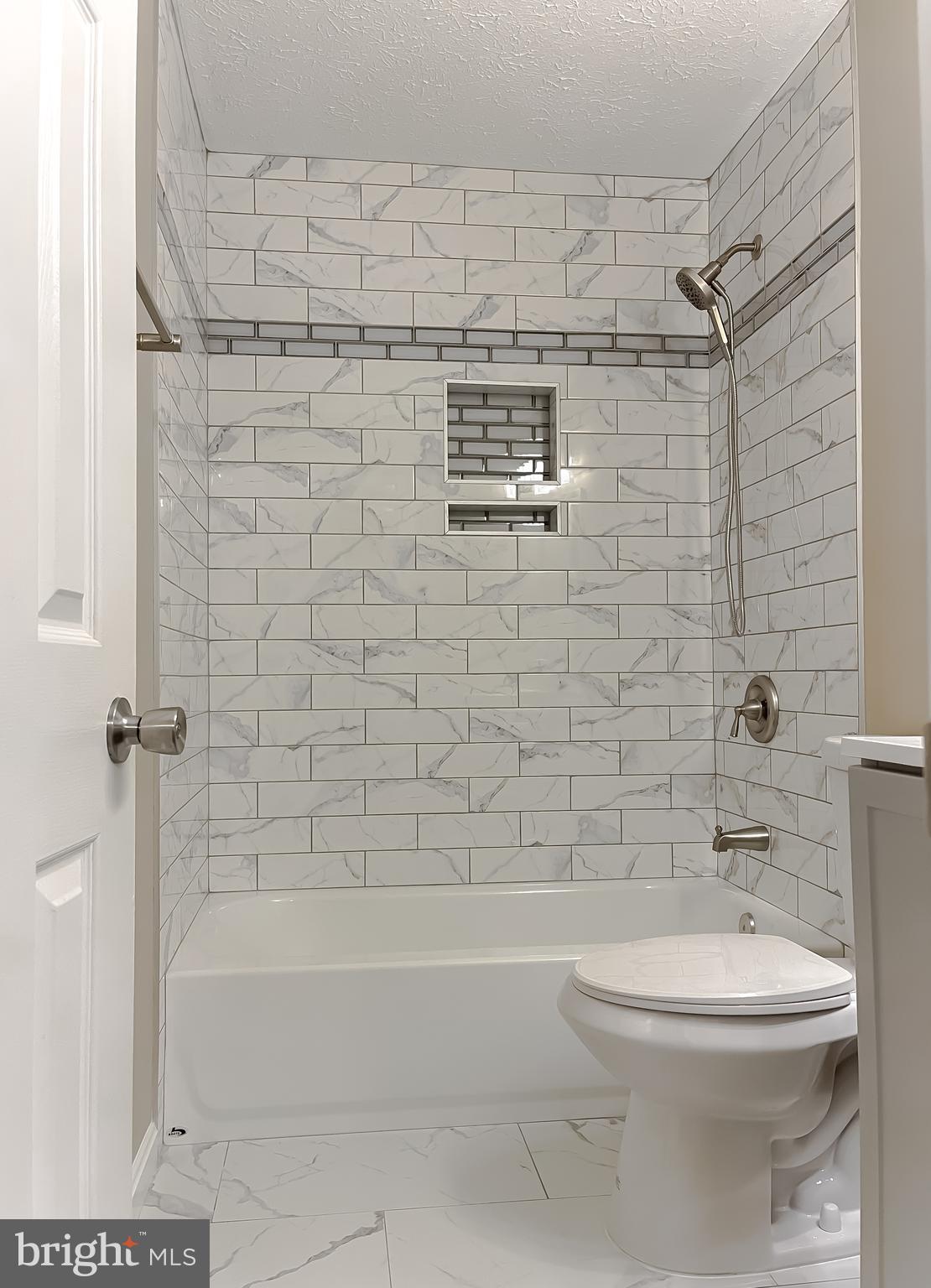 HAMPSHIRE - Residential