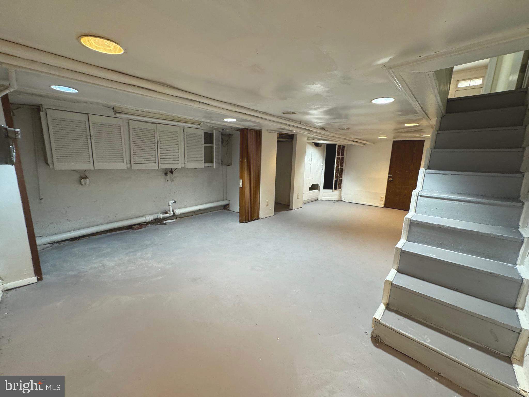 BELAIR-EDISON - Residential Lease
