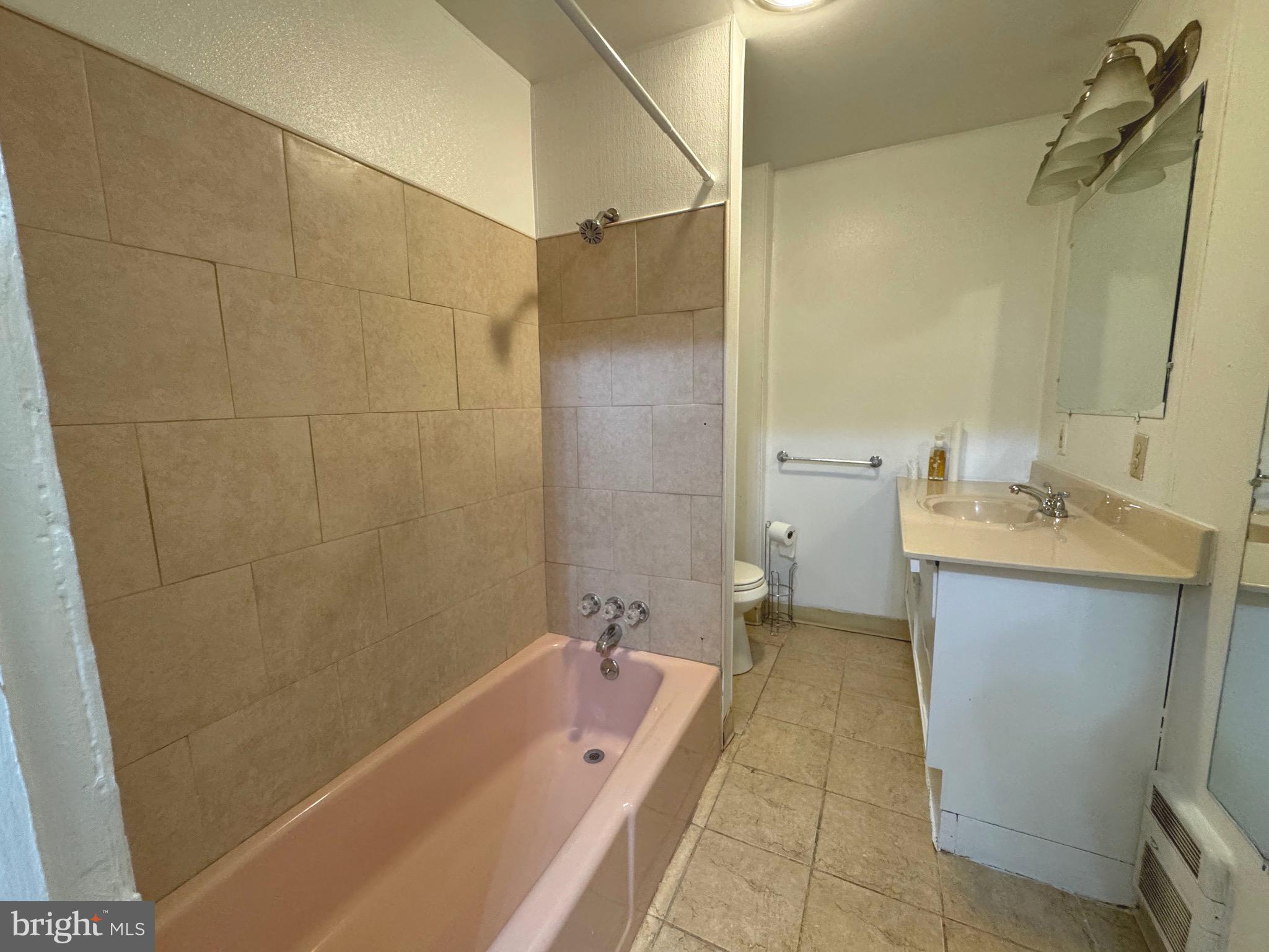BELAIR-EDISON - Residential Lease