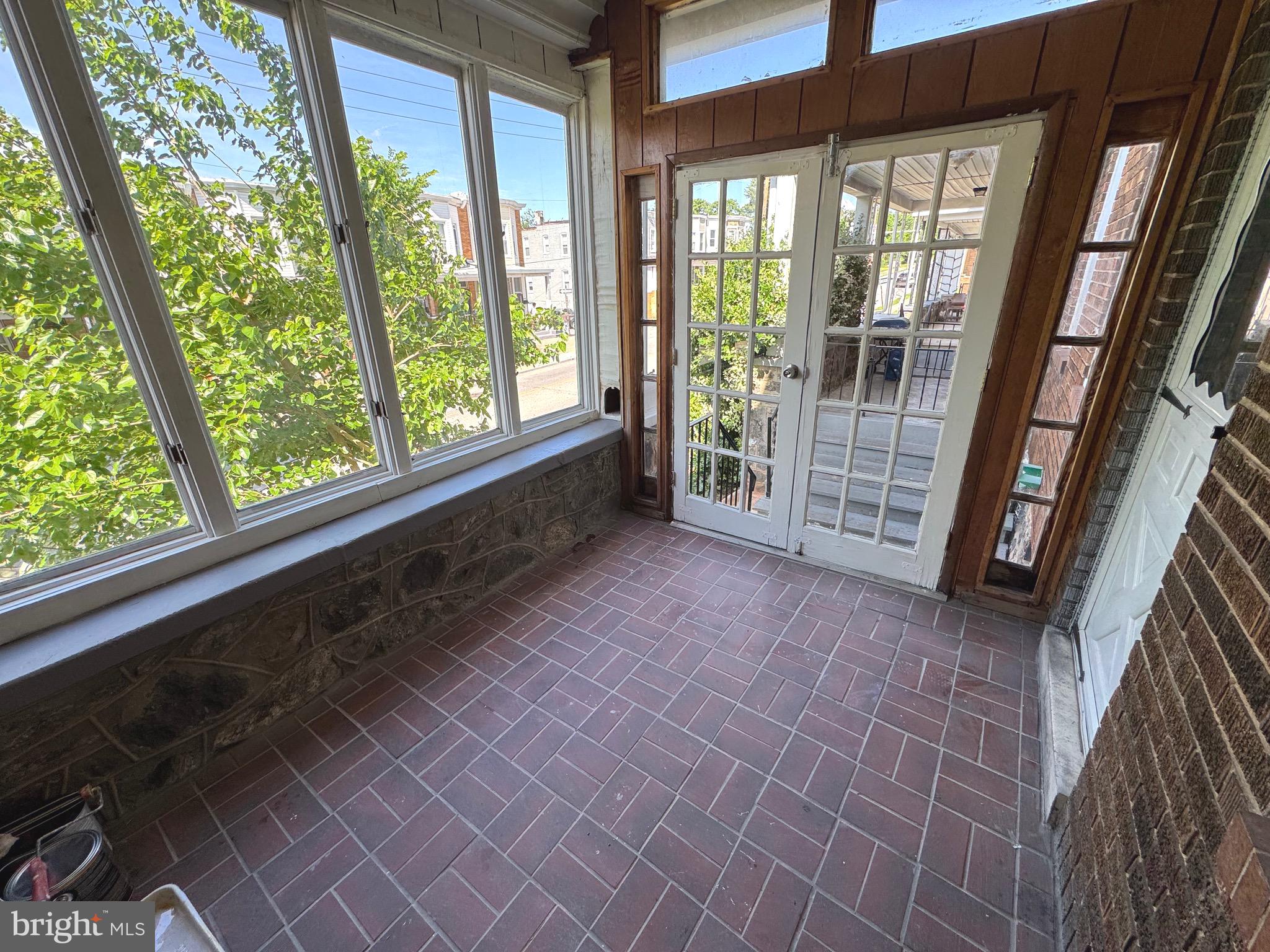 BELAIR-EDISON - Residential Lease