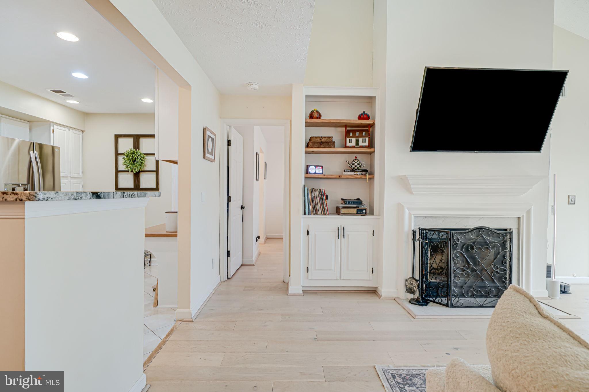 OXFORD HOUSE - Residential