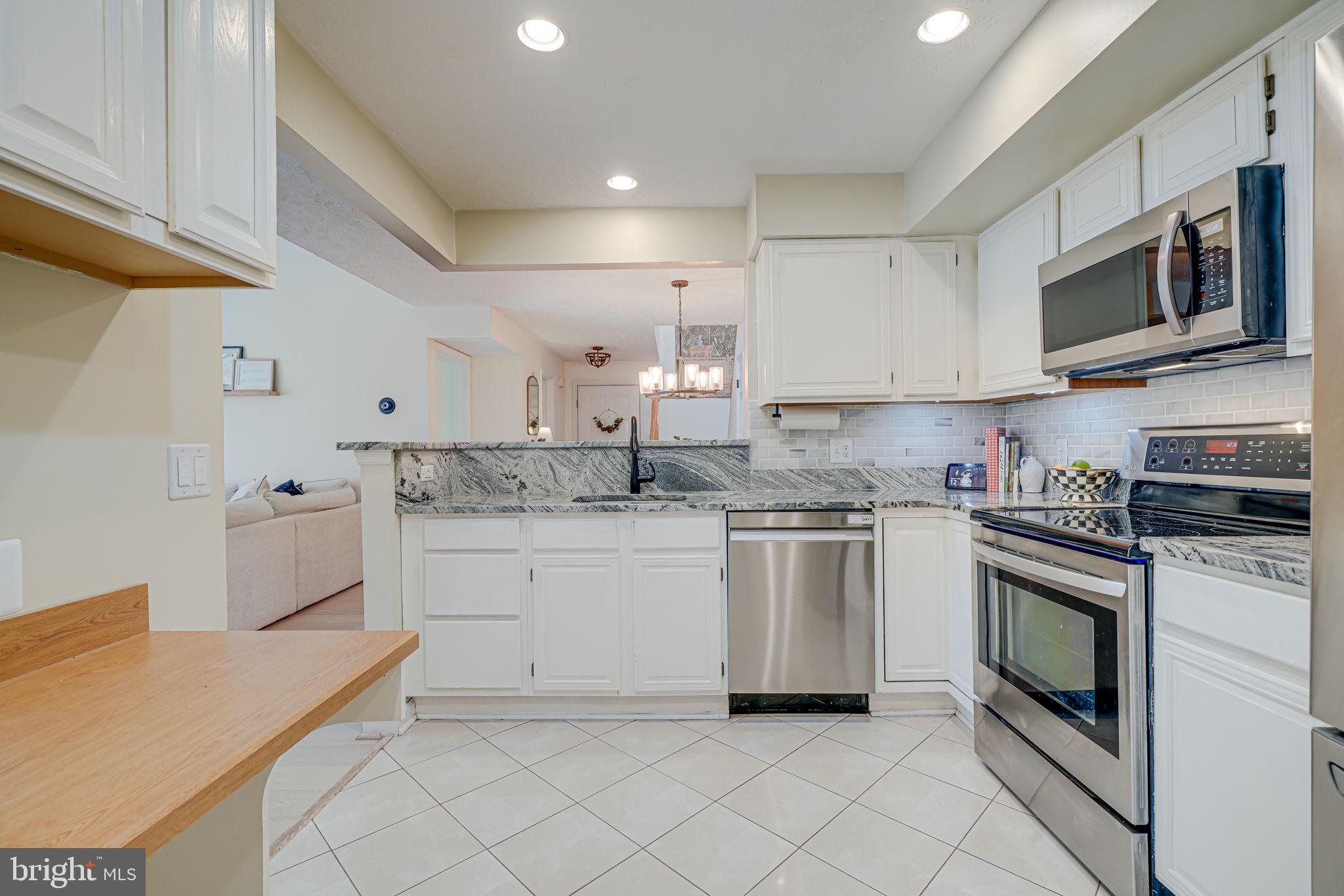 OXFORD HOUSE - Residential