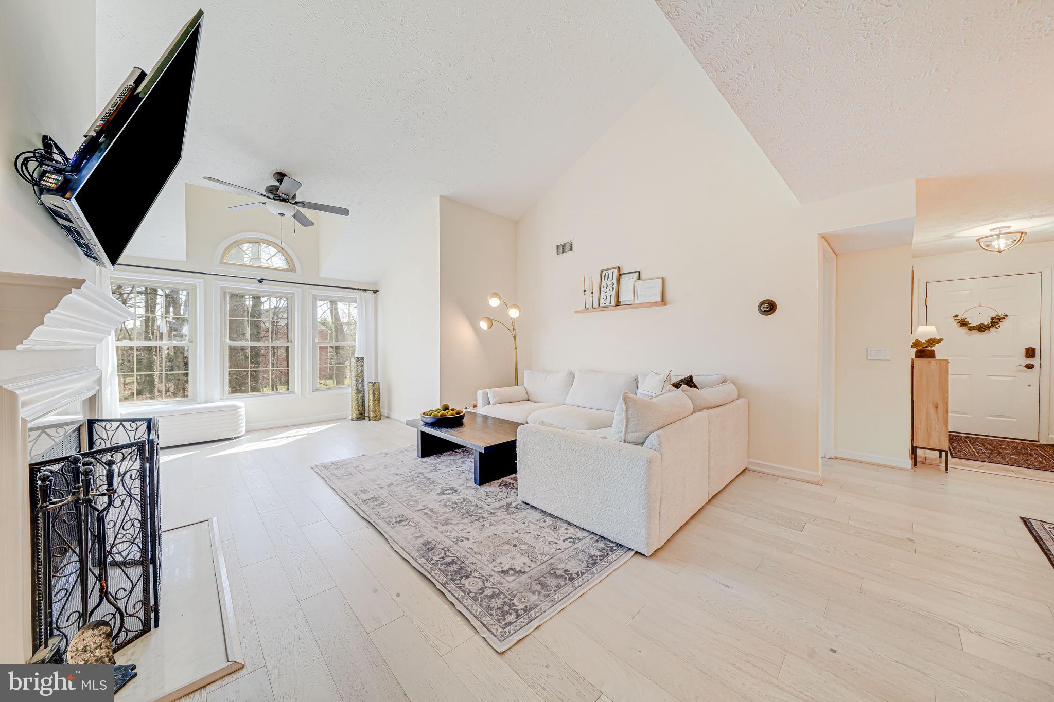 OXFORD HOUSE - Residential