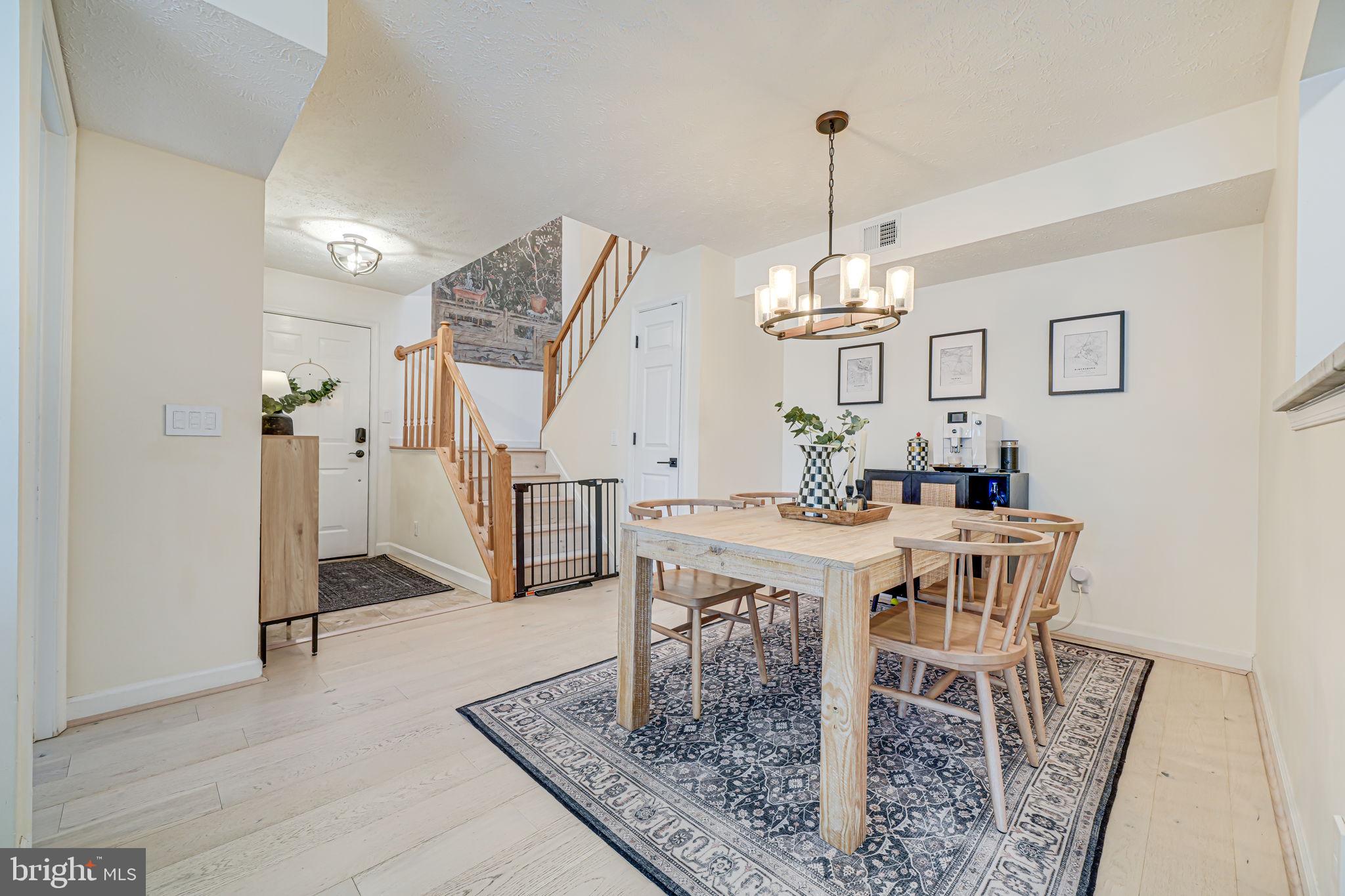 OXFORD HOUSE - Residential