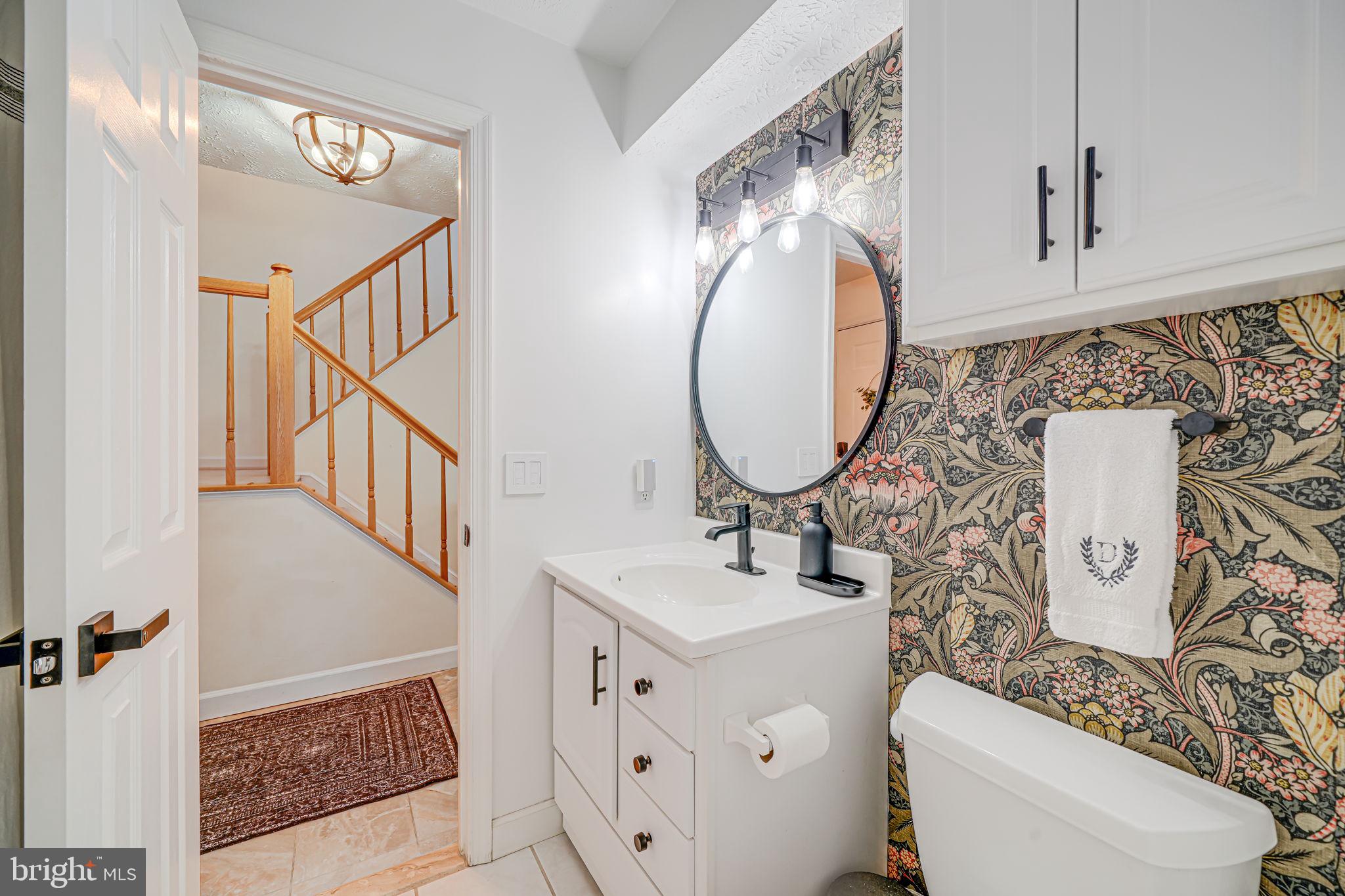 OXFORD HOUSE - Residential