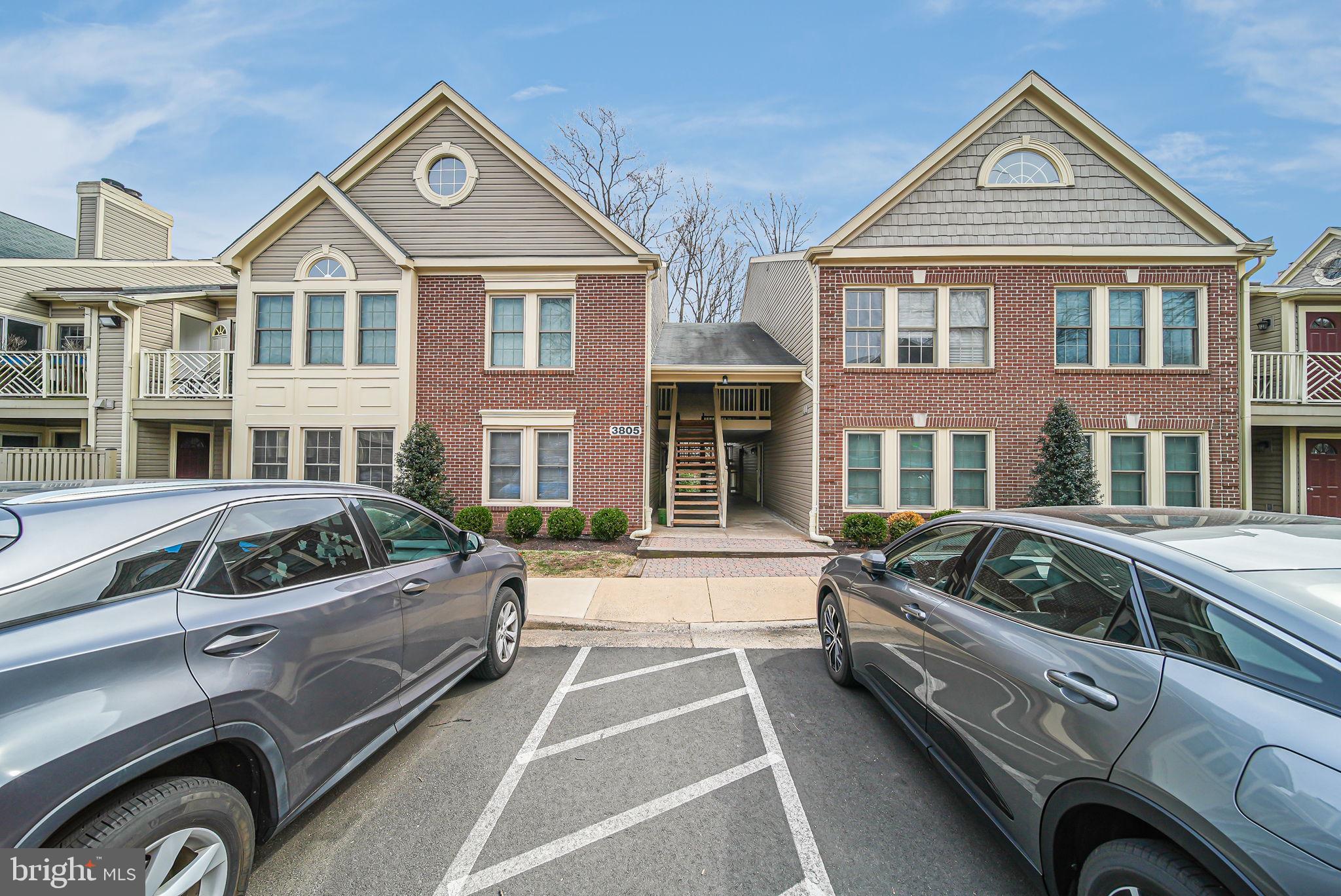 OXFORD HOUSE - Residential
