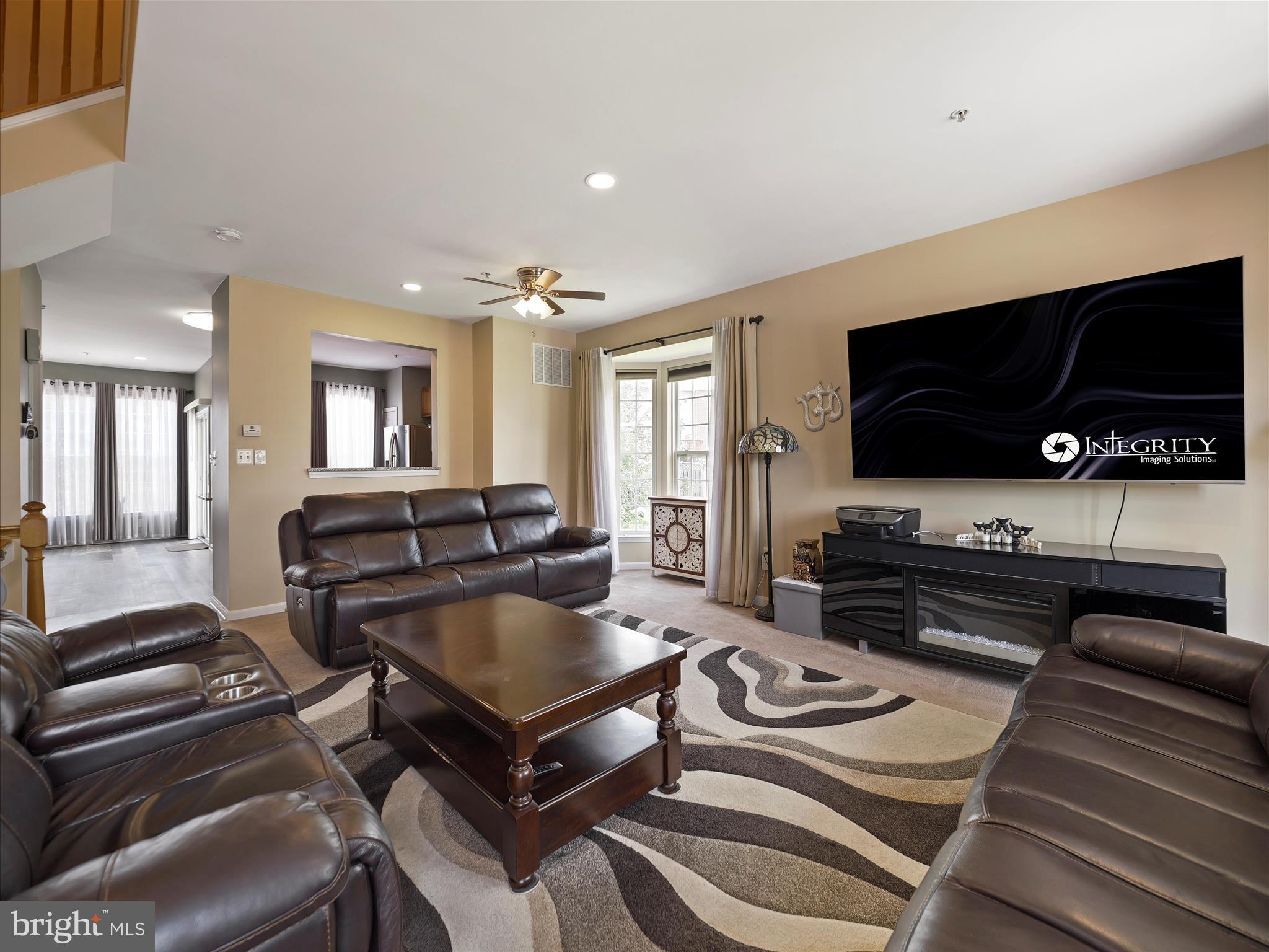 WHITTIER POND - Residential