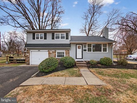 840 WALNUT ROAD WARMINSTER PA 18974