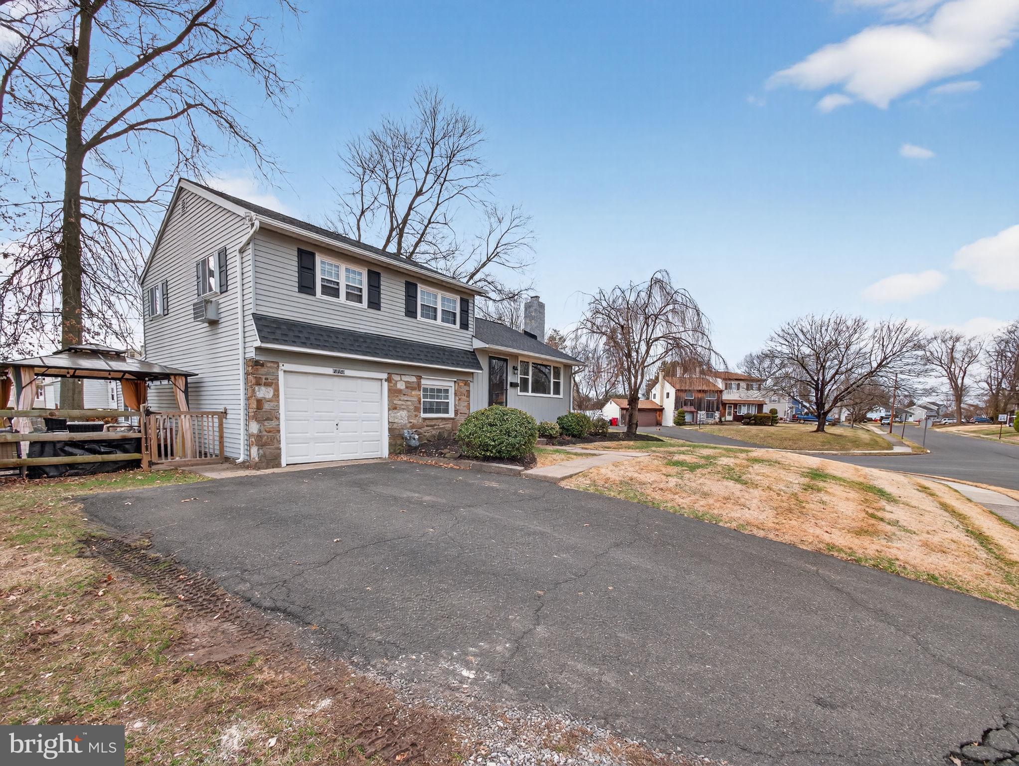 ROSEWOOD PARK - Residential