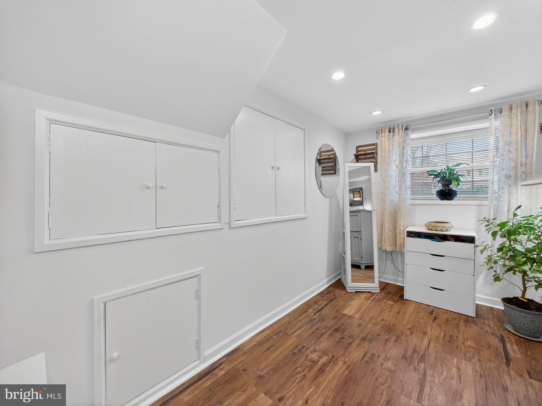 ROSEWOOD PARK - Residential