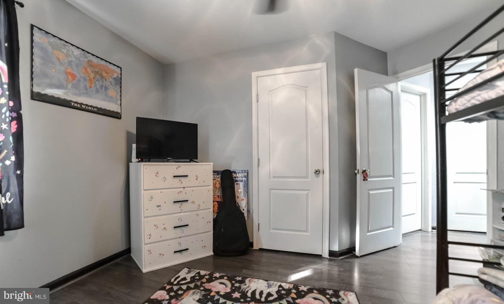 SOUTHERN PINES - Residential