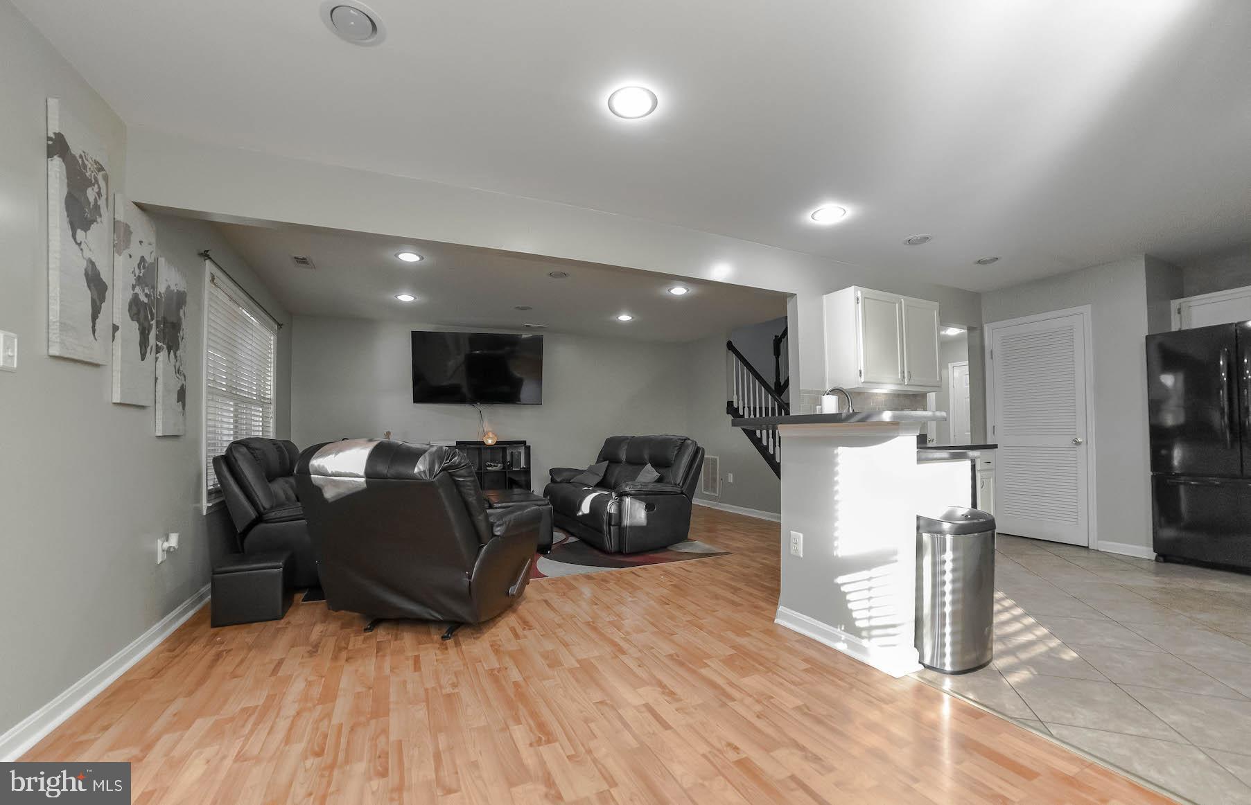 SOUTHERN PINES - Residential