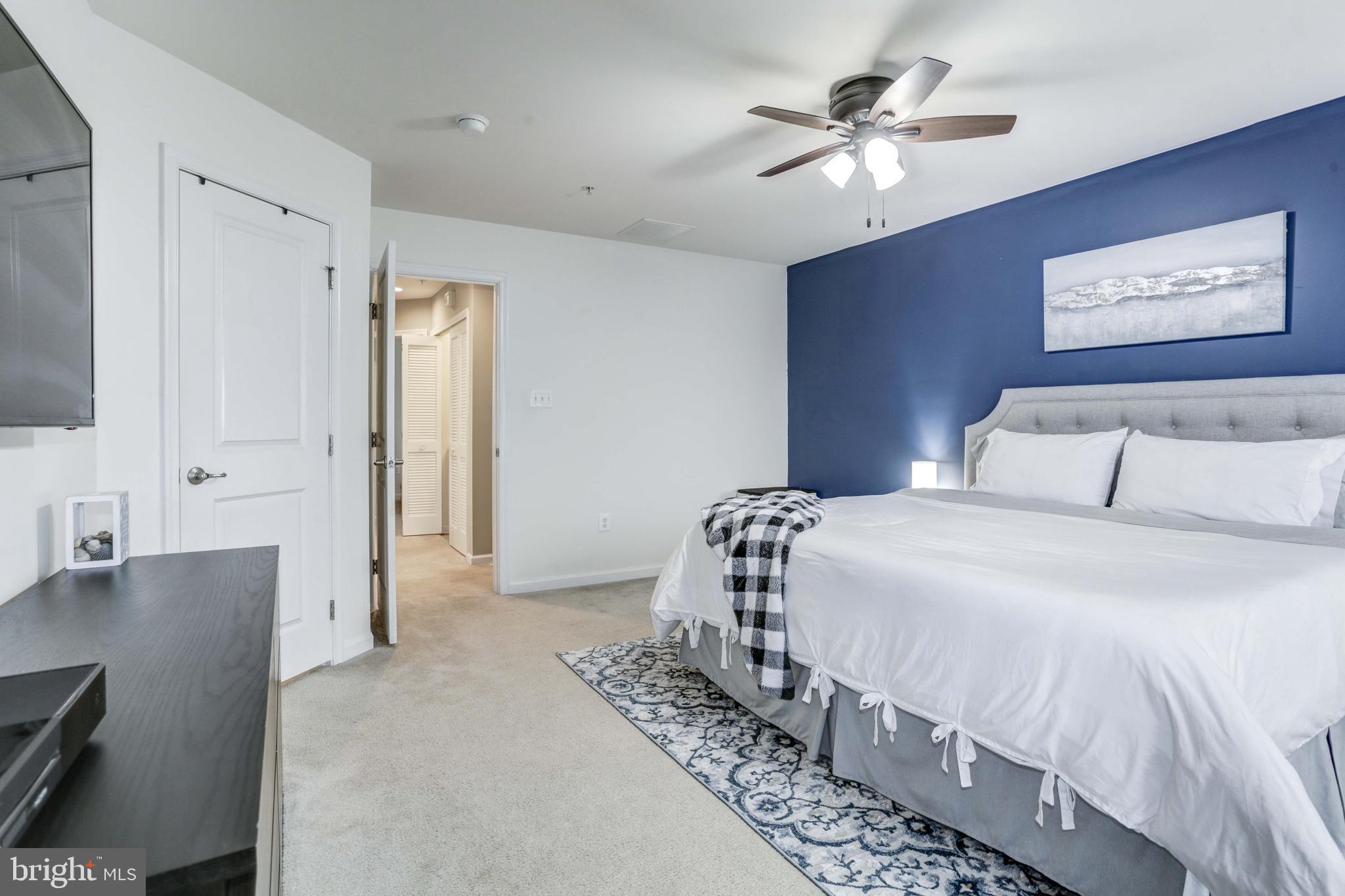 HOLLY RIDGE - Residential