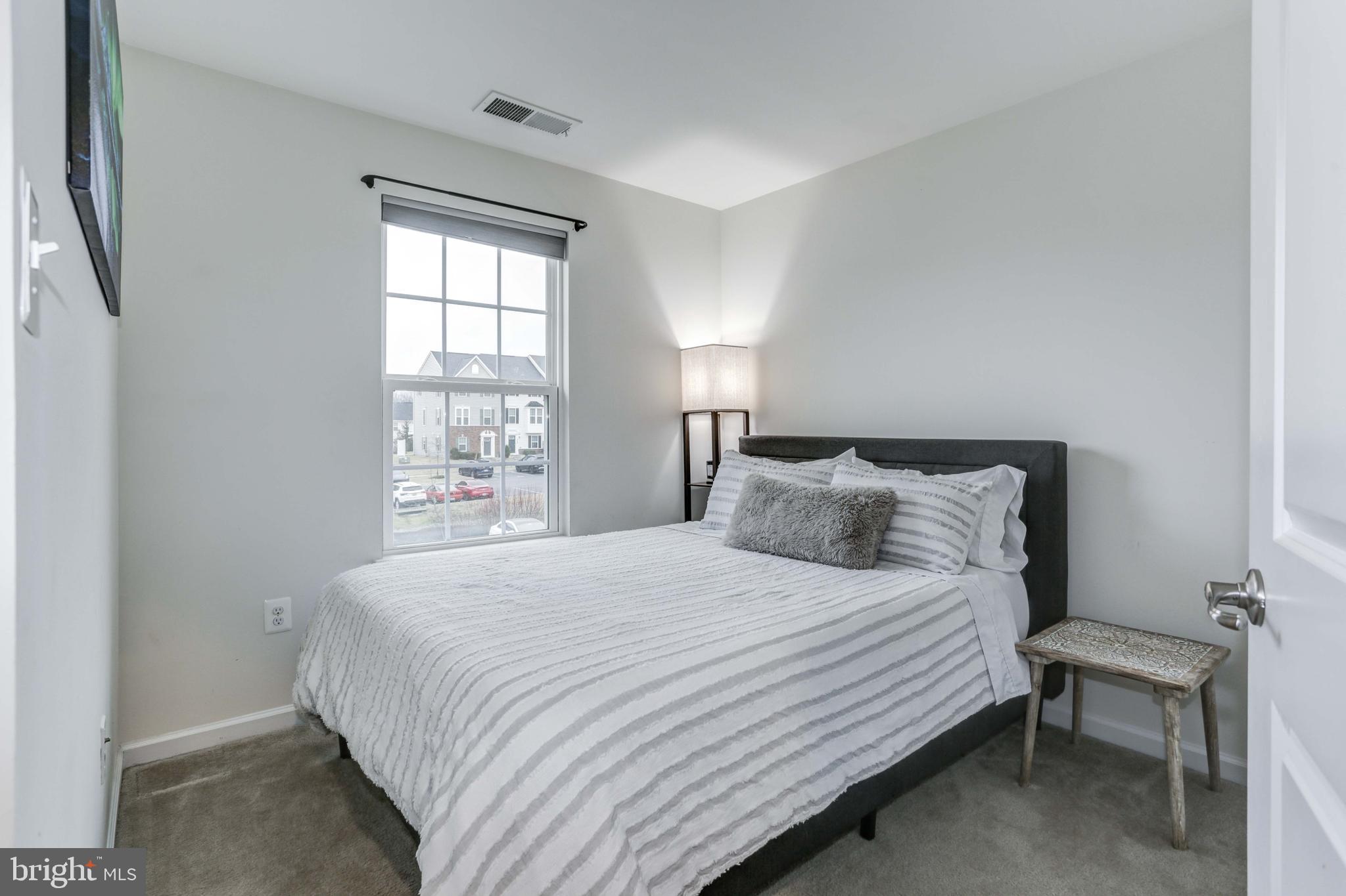 HOLLY RIDGE - Residential