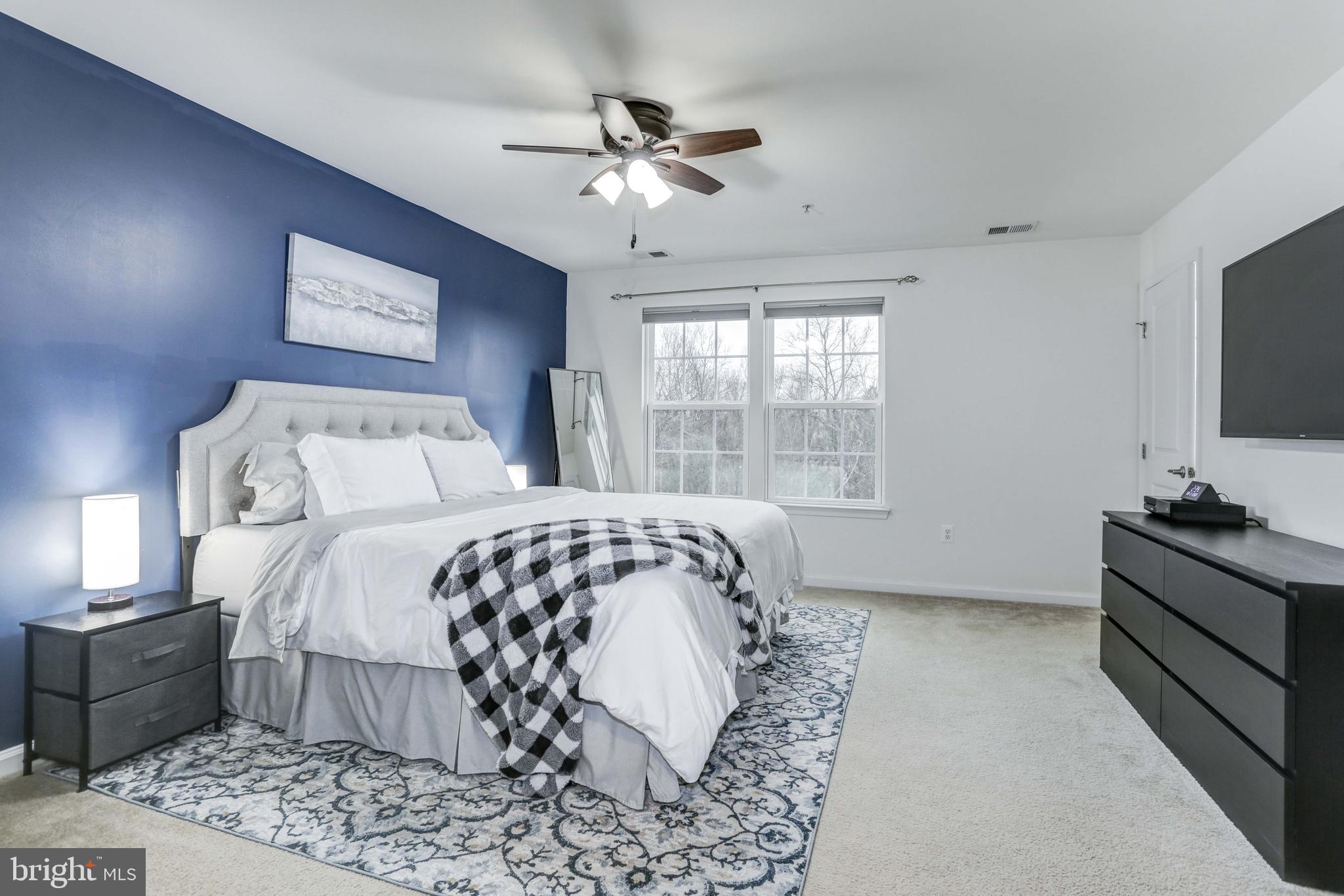 HOLLY RIDGE - Residential