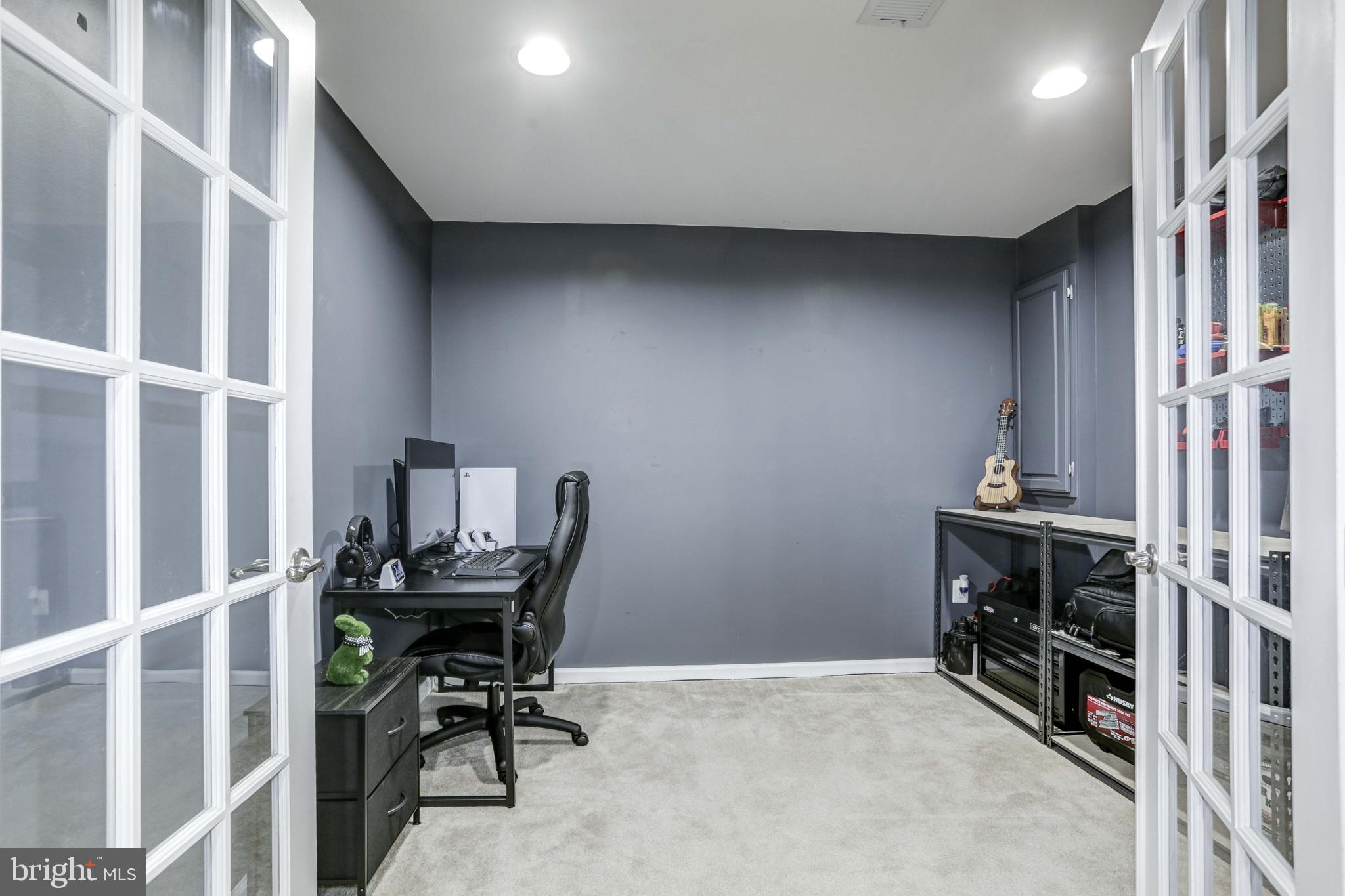 HOLLY RIDGE - Residential