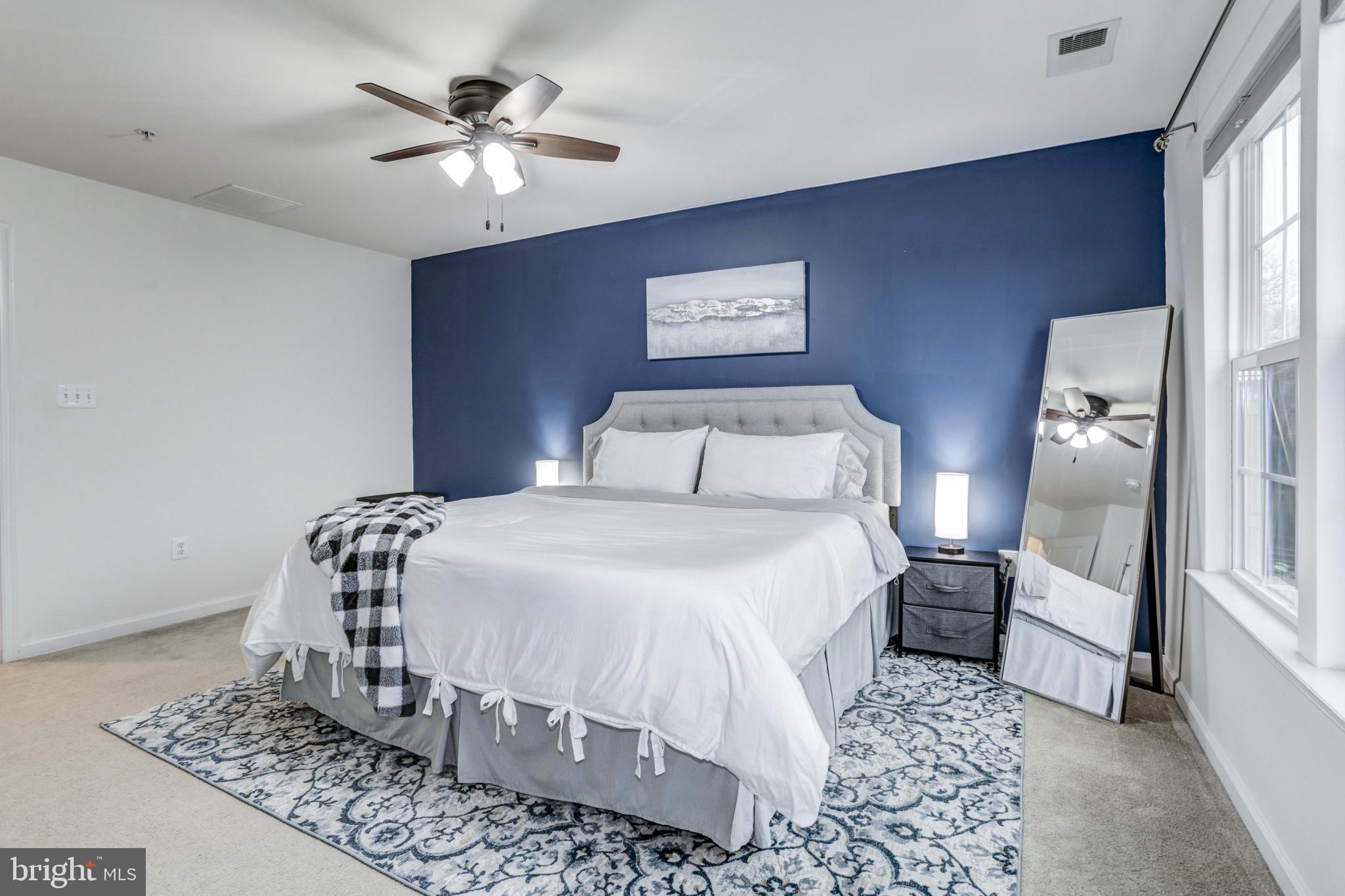 HOLLY RIDGE - Residential