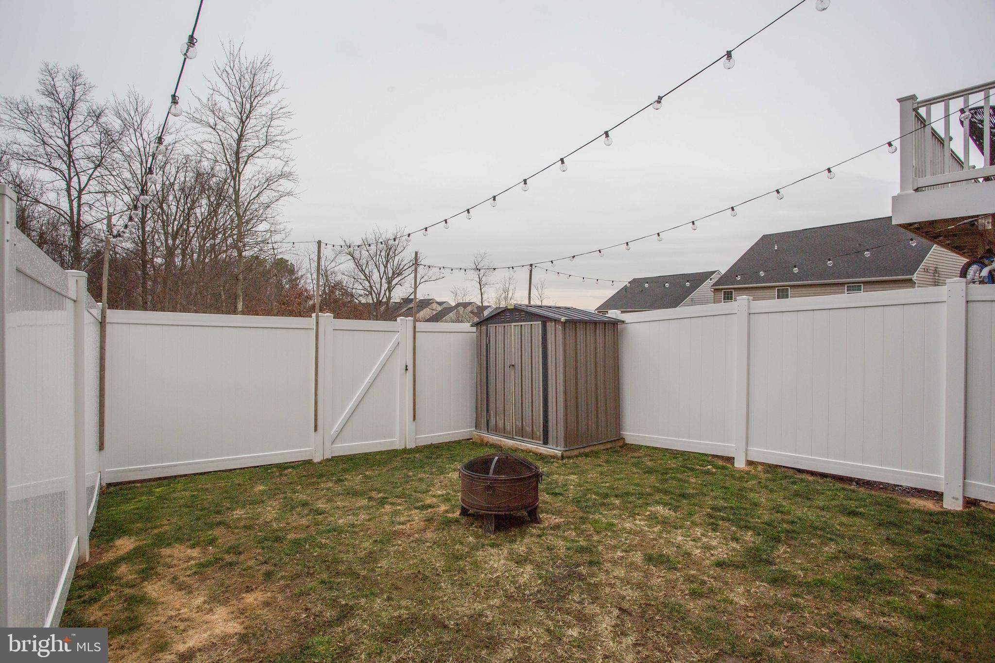 HOLLY RIDGE - Residential