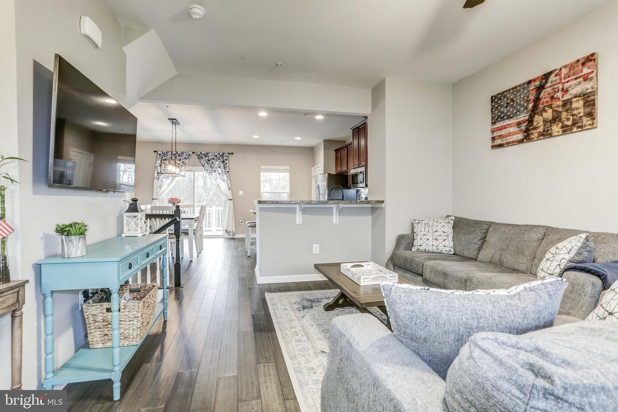 HOLLY RIDGE - Residential