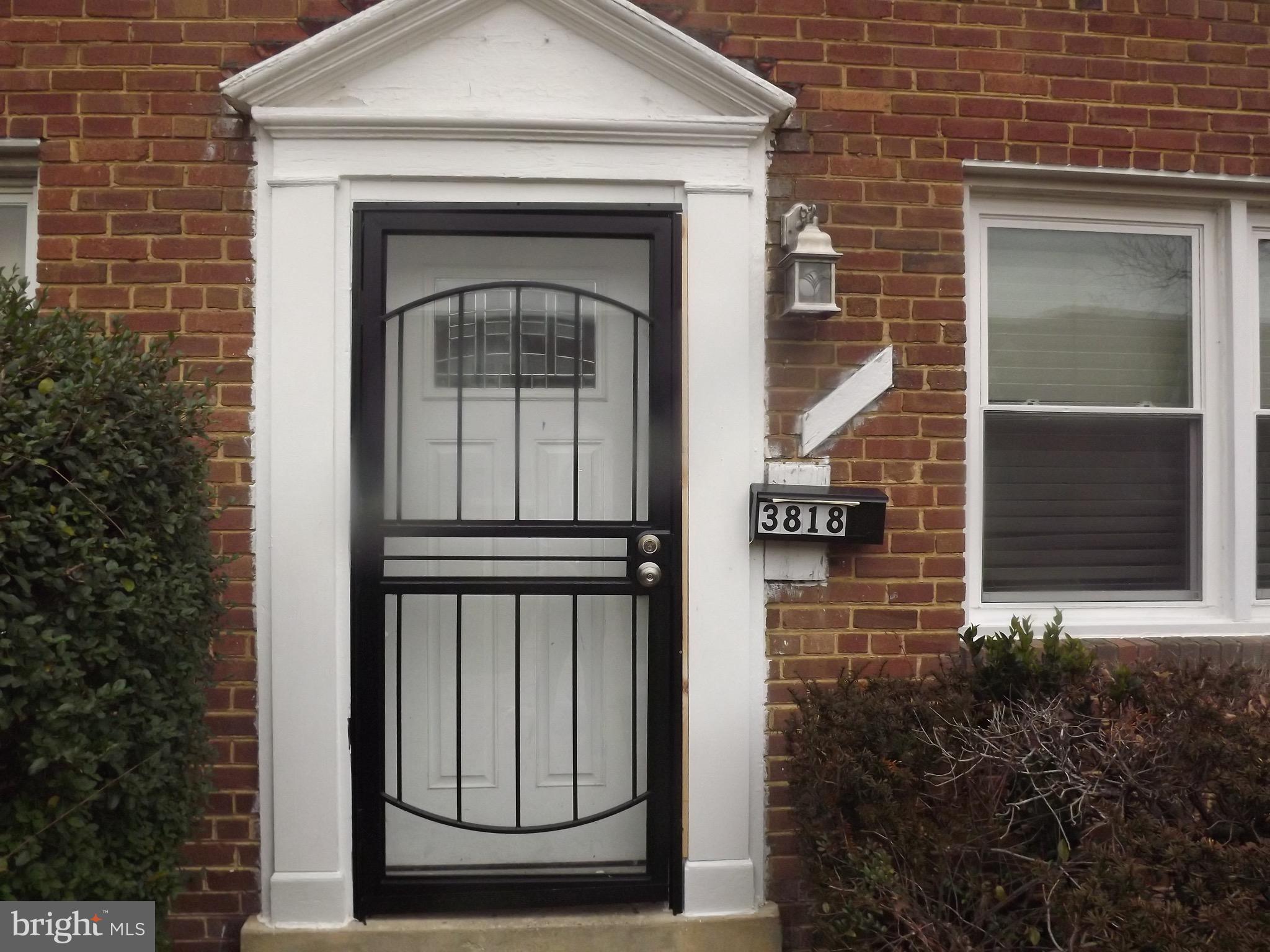 IVERSON SQUARE CONDOMINIUM - Residential