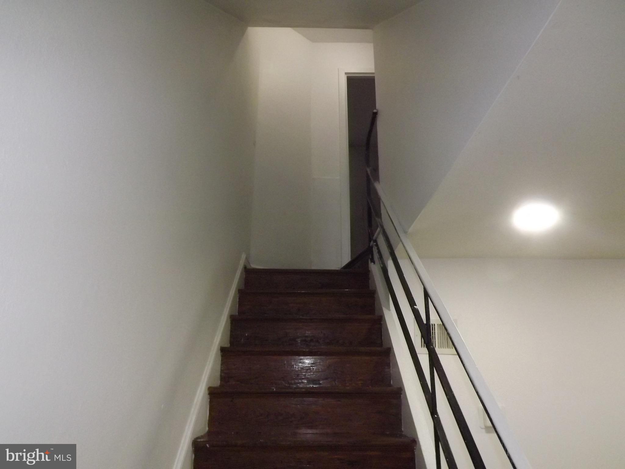 IVERSON SQUARE CONDOMINIUM - Residential