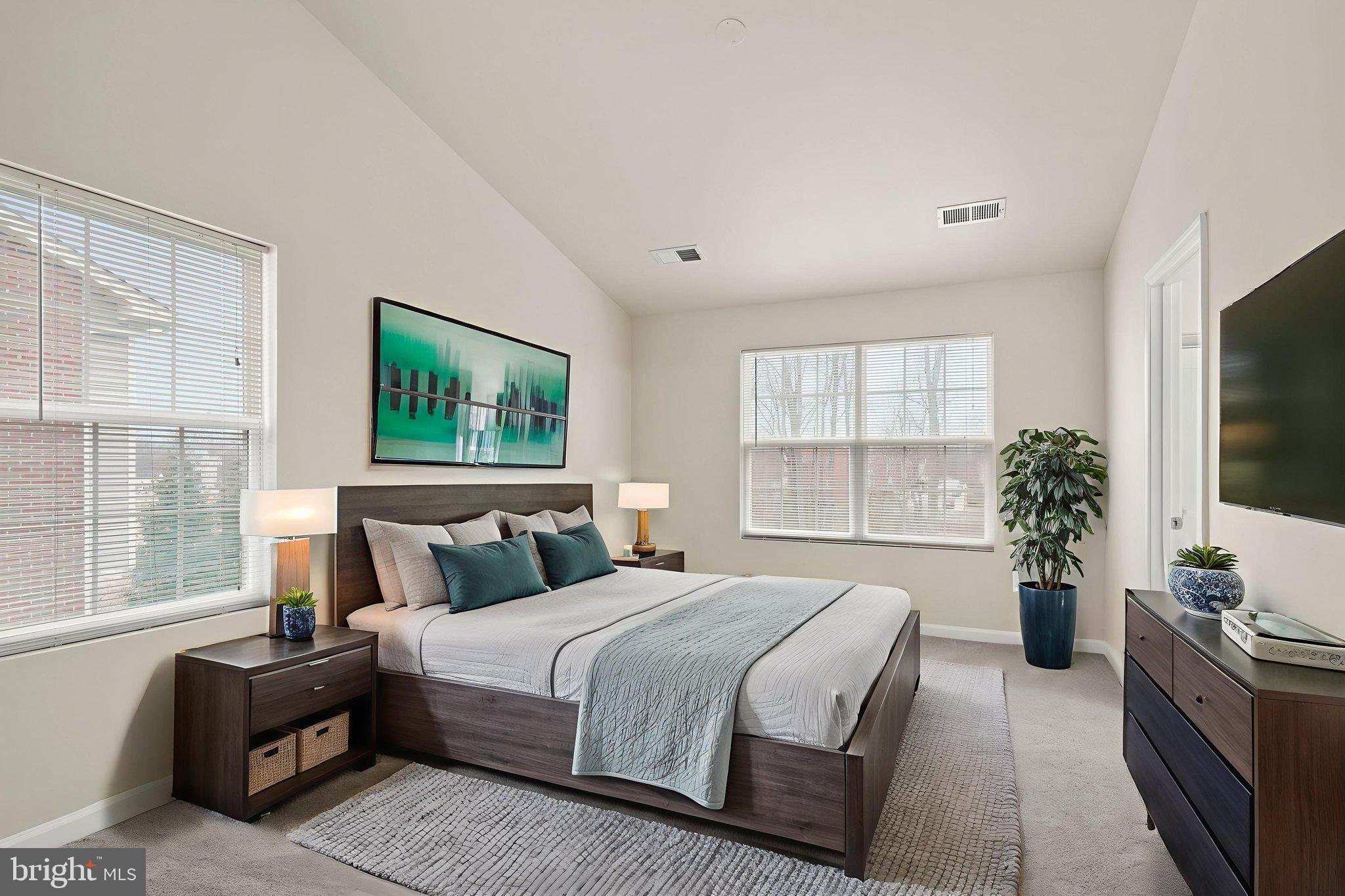 CHELSEA MANOR - Residential