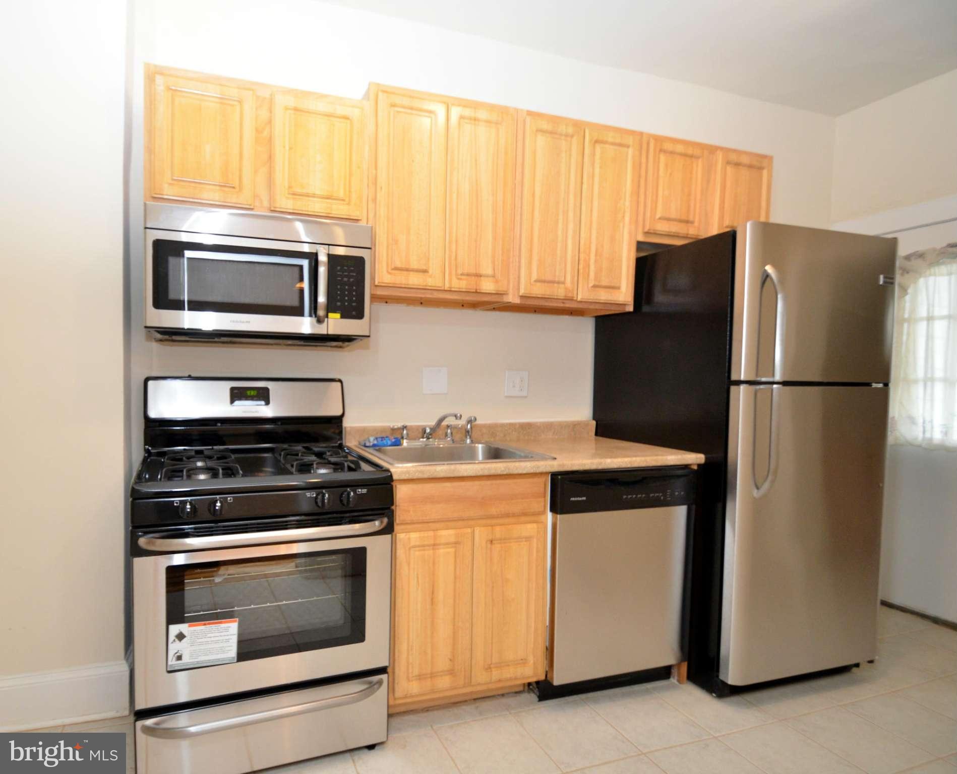 LAKE MONTEBELLO - Residential