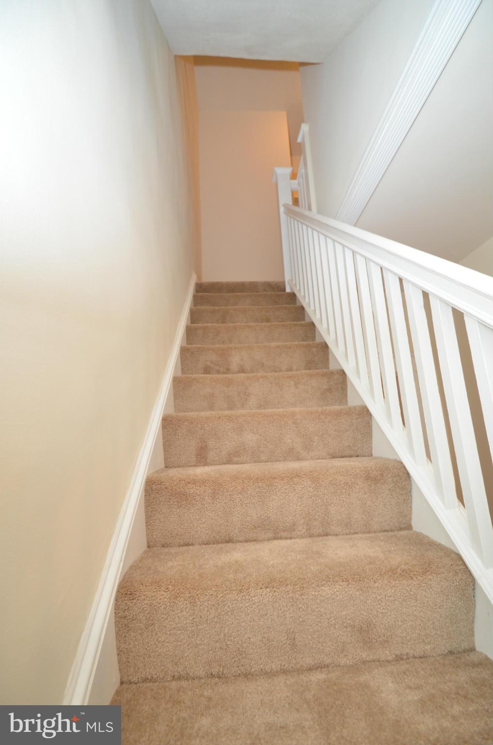 LAKE MONTEBELLO - Residential