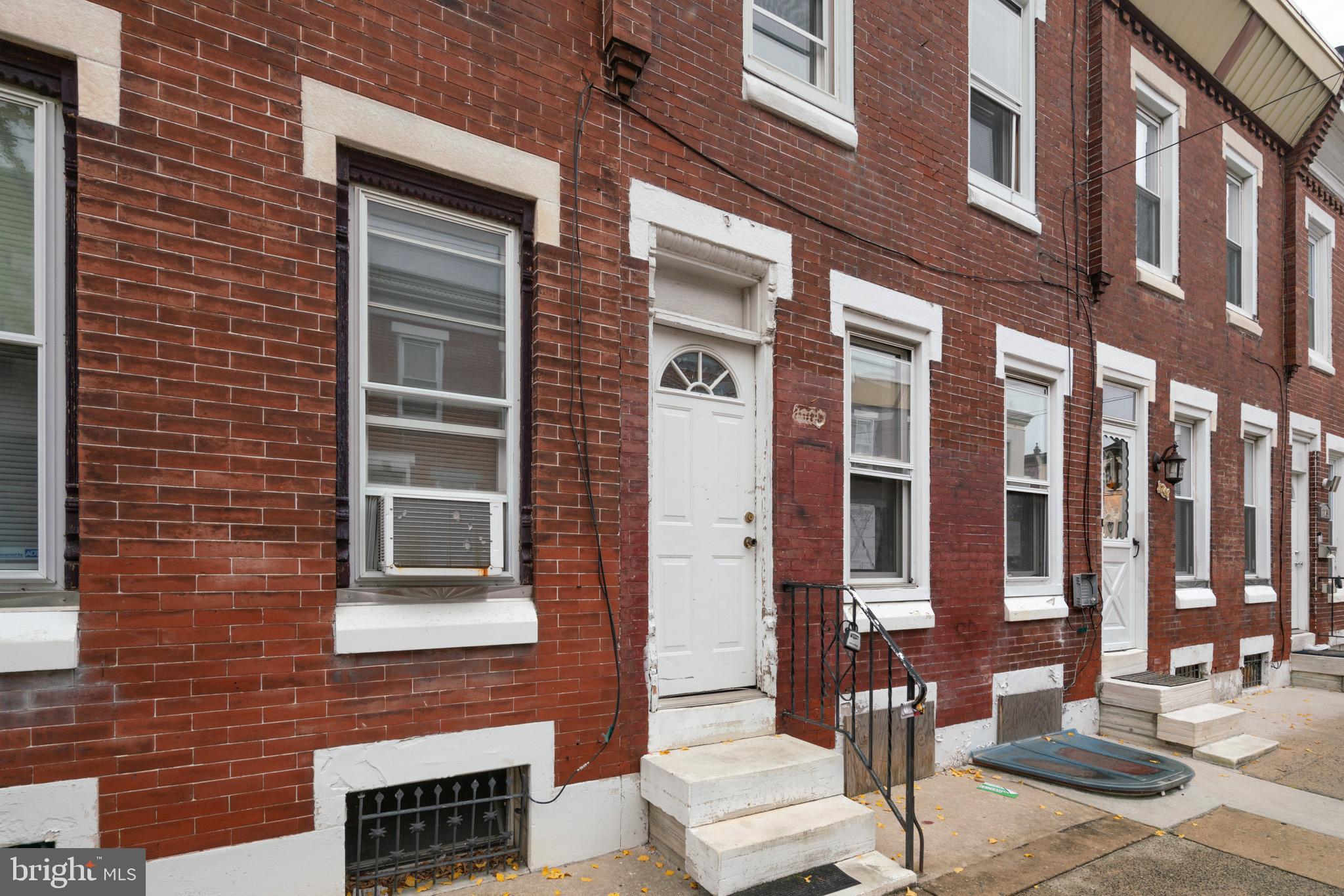Welcome to this 2 bed, 1.5 bath developer dream in Point Breeze, just waiting for someone to come put finishing touches on this property. Enter into your open concept living, dining, and kitchen area, highlighted by a whole wall of exposed brick. Continue through the house to find a main floor half bath, and a large laundry room in the rear. Outside, there is a small patio with a tall fence for privacy.
Upstairs, there are 2 nicely sized bedrooms, and the full bathroom. Downstairs, the basement is already partially finished, and has plenty of room for storage.
Don't miss out on this excellent opportunity - schedule your tour today!
This is an AS-IS sale.