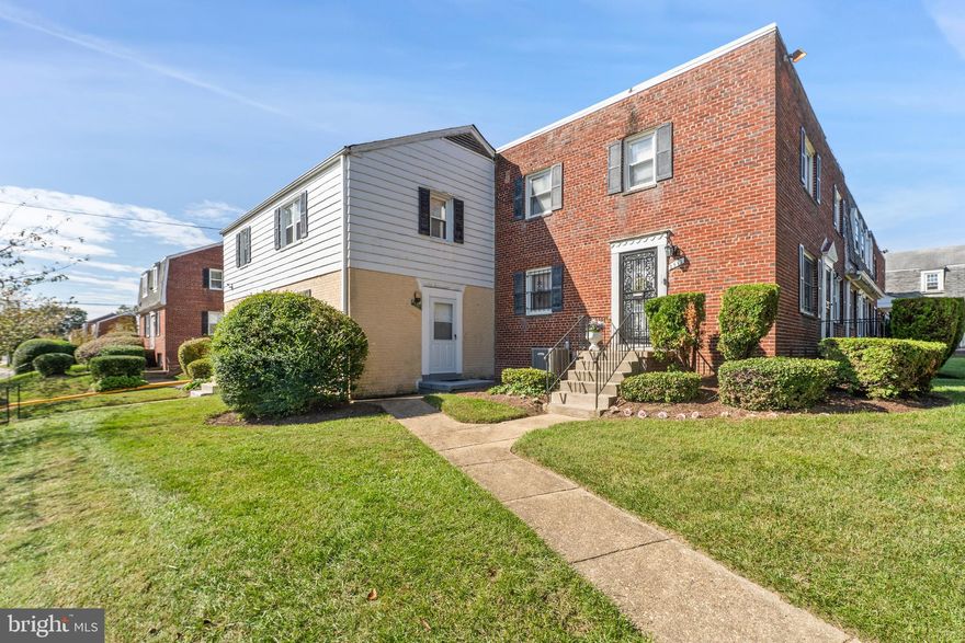 Lovley renovated two-level condo in the desirable Iverson Village community upgrades throughout. This charming 2-bedroom, 1-bathroom home features an inviting layout with fresh paint, hardwood flooring on the main level and upstairs. The upgraded kitchen is a highlight, showcasing new countertops, stainless steel appliances, and ample prep space—perfect for cooking and entertaining. The prime location truly sets this home apart. Situated with a bus stop just minutes away and the Metro making commuting is a breeze. You're also a short distance to Iverson Mall, dining, shopping, laundromats, and recreational amenities like North Barnaby Swimming Pool, Hillcrest Heights Library, and nearby parks. Parking is easy, with street parking available in front and a private parking lot located in the rear of the building. The community offers a welcoming neighborhood vibe and is ideally located near major military bases, including Joint Base Andrews and Bolling Air Force Base, with quick access to major highways leading into Washington DC Don’t miss your chance—schedule your private showing today and make 2510 Iverson Street your new home!
(GOOD RENTAL HISTORY REQUIDED)     
     (   G           OOD