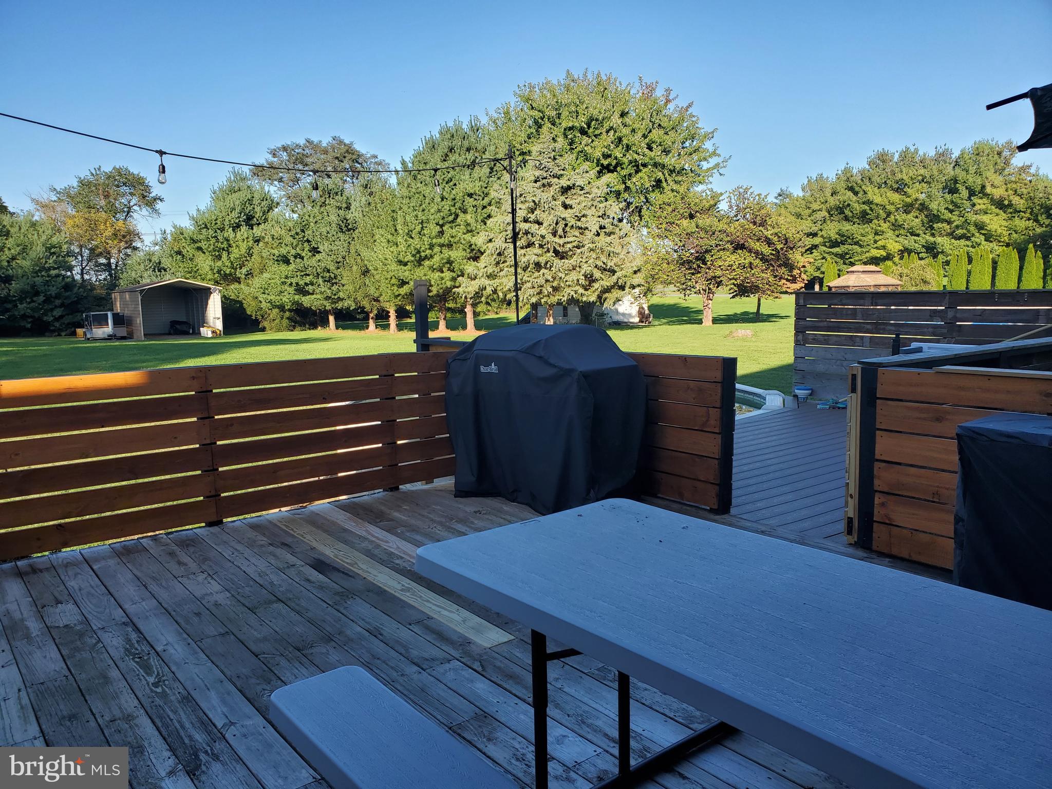 EVERMAY MANOR - Residential