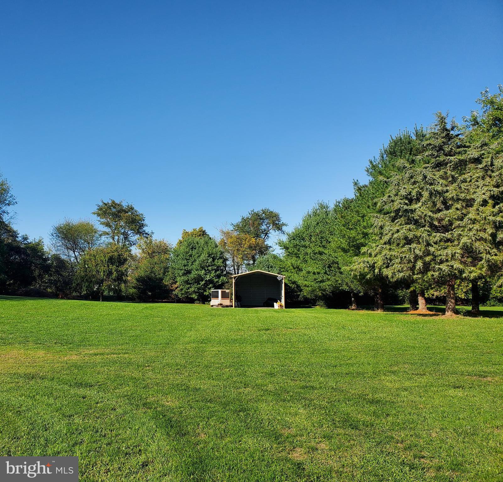 EVERMAY MANOR - Residential