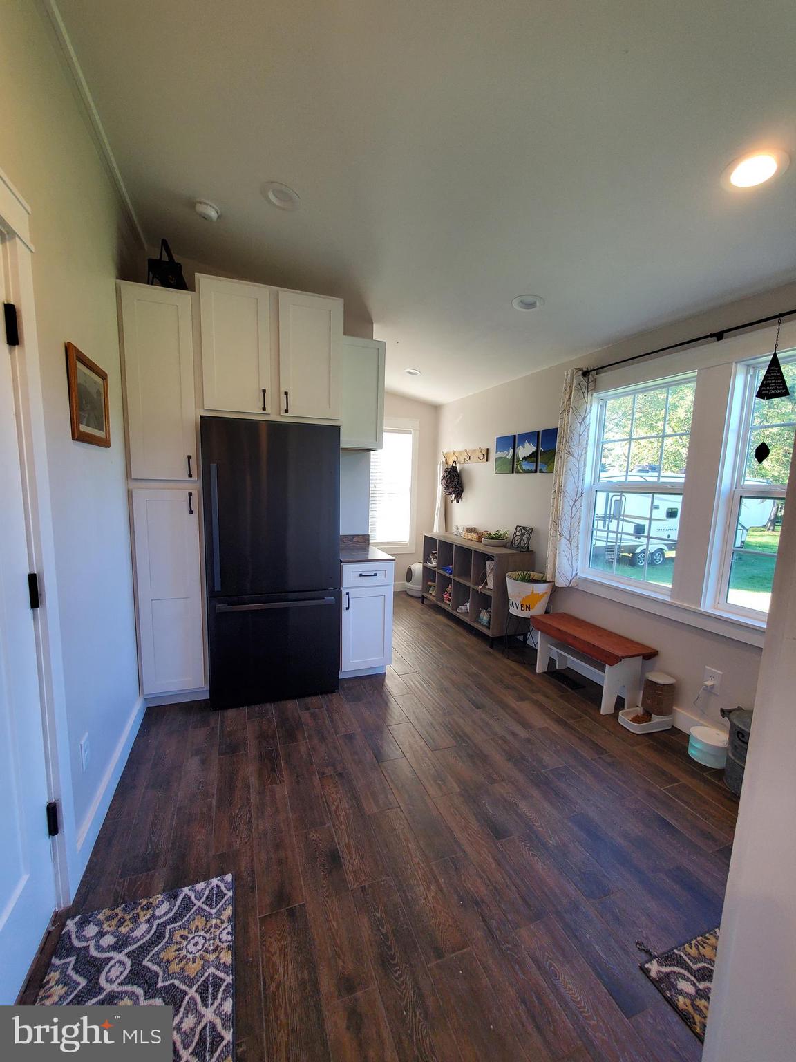 EVERMAY MANOR - Residential