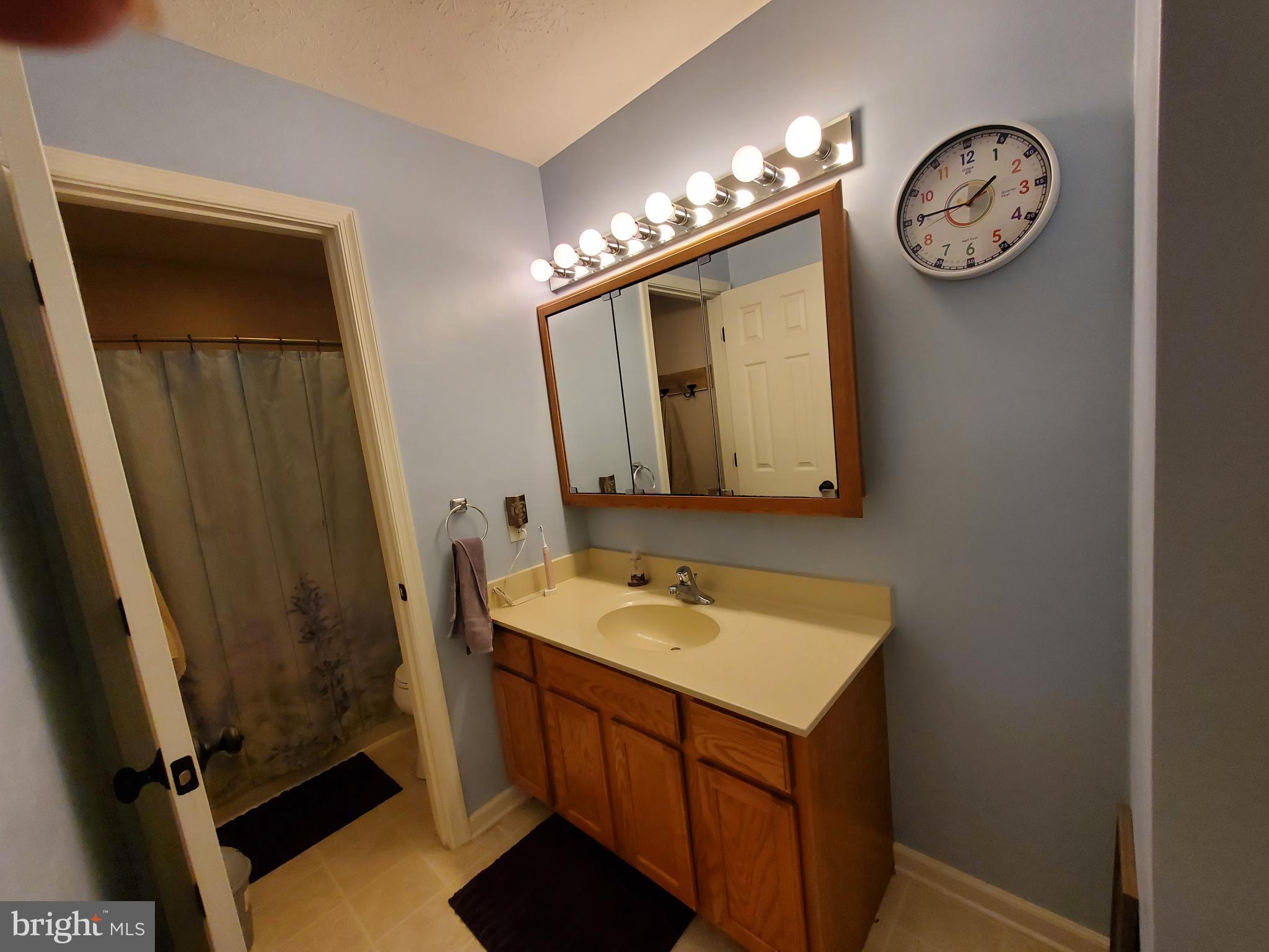 EVERMAY MANOR - Residential