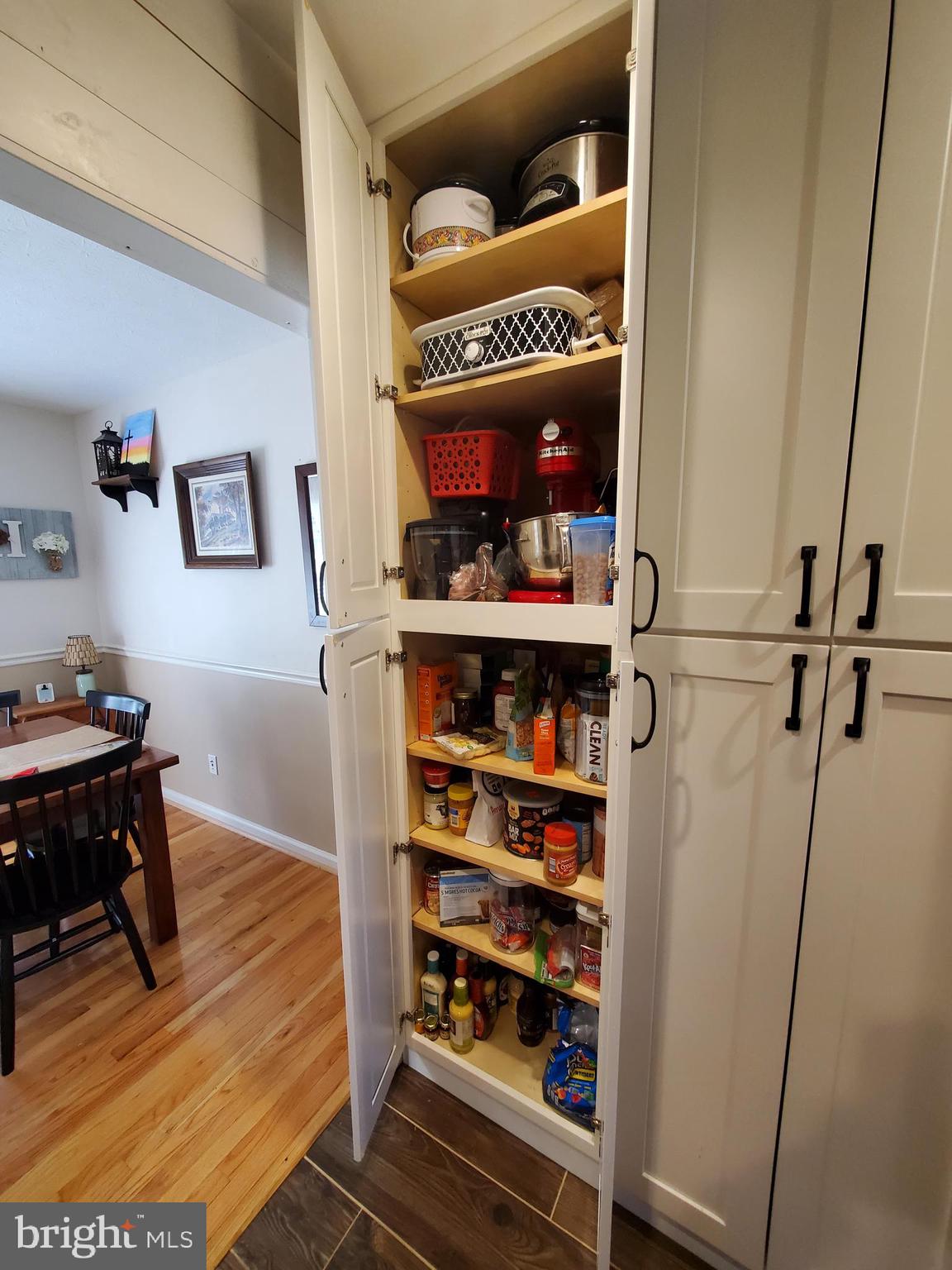 EVERMAY MANOR - Residential