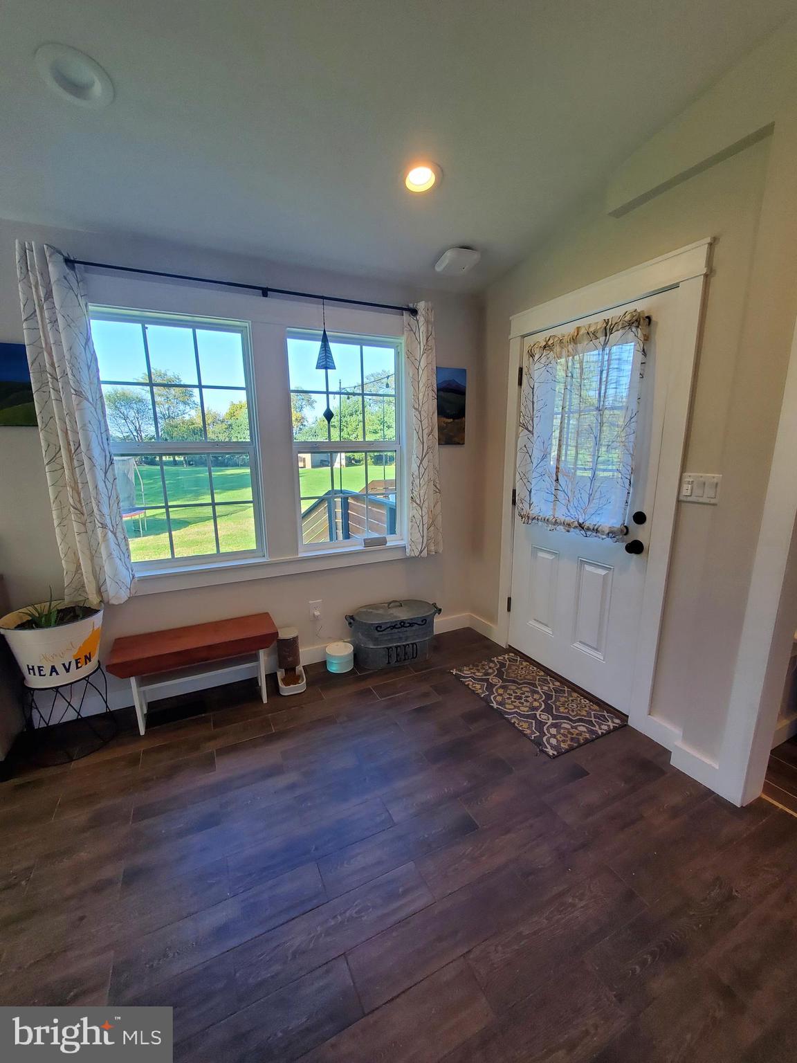 EVERMAY MANOR - Residential