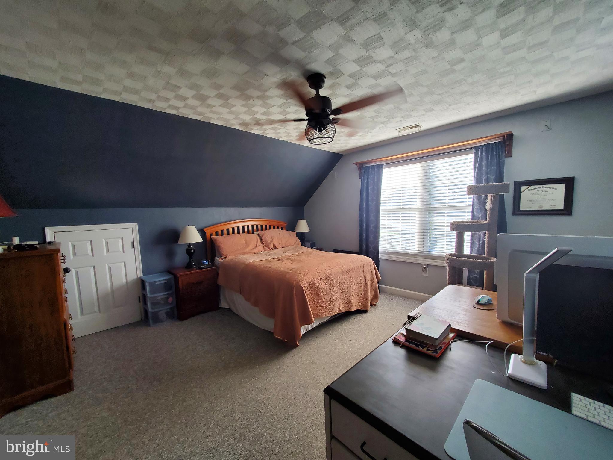 EVERMAY MANOR - Residential