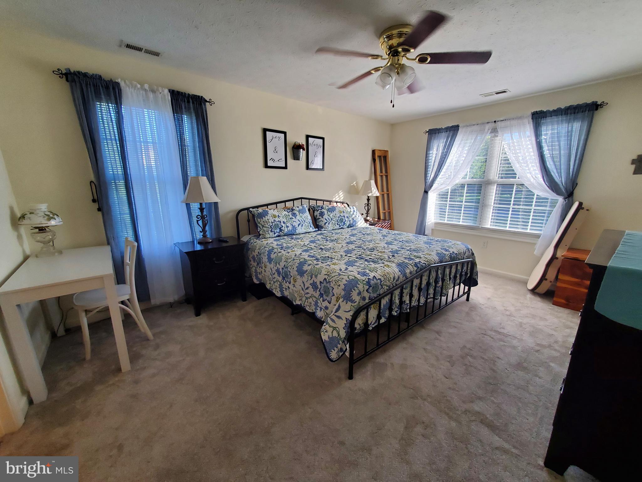 EVERMAY MANOR - Residential