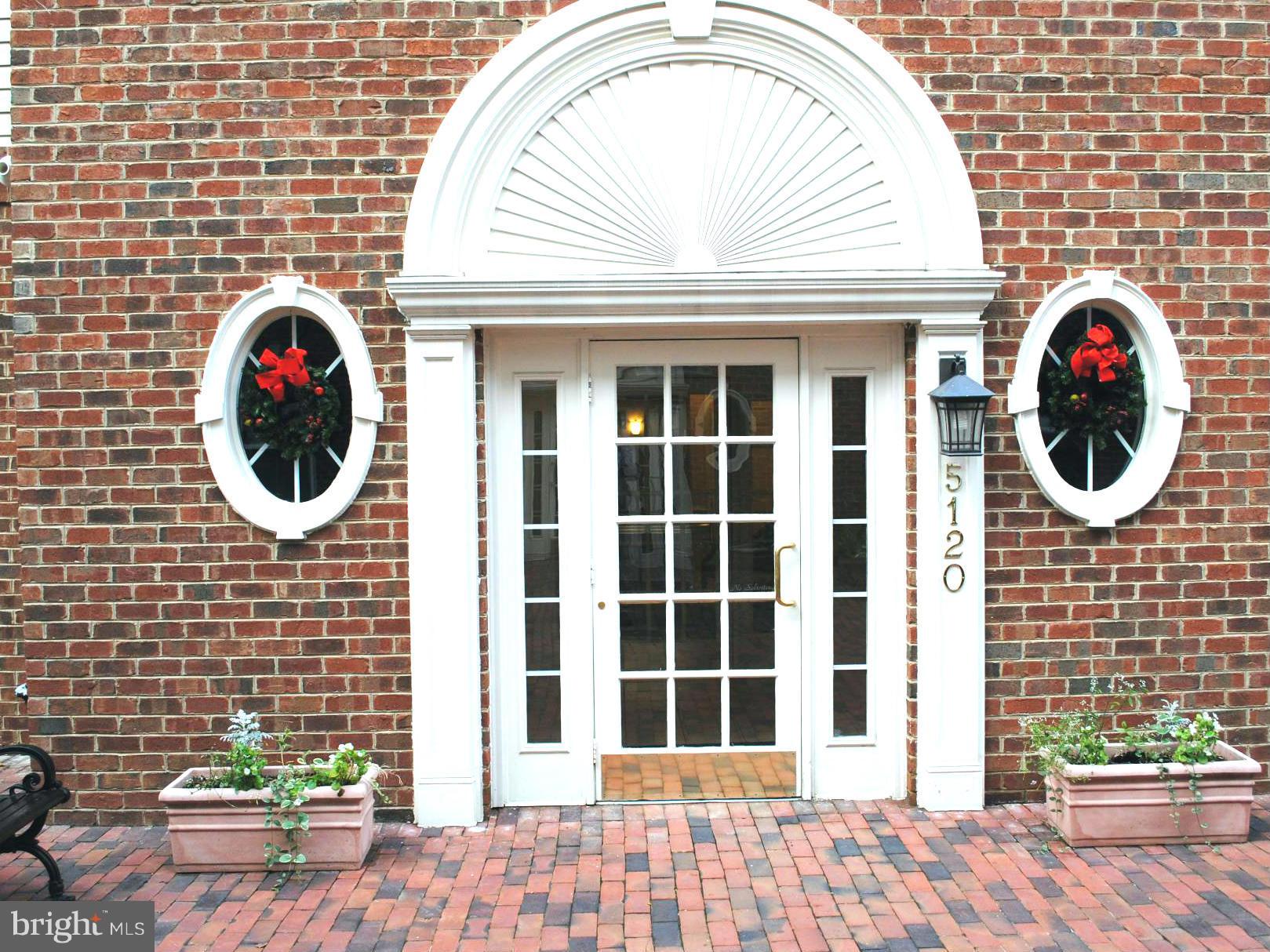 CARLTON PLACE - Residential Lease