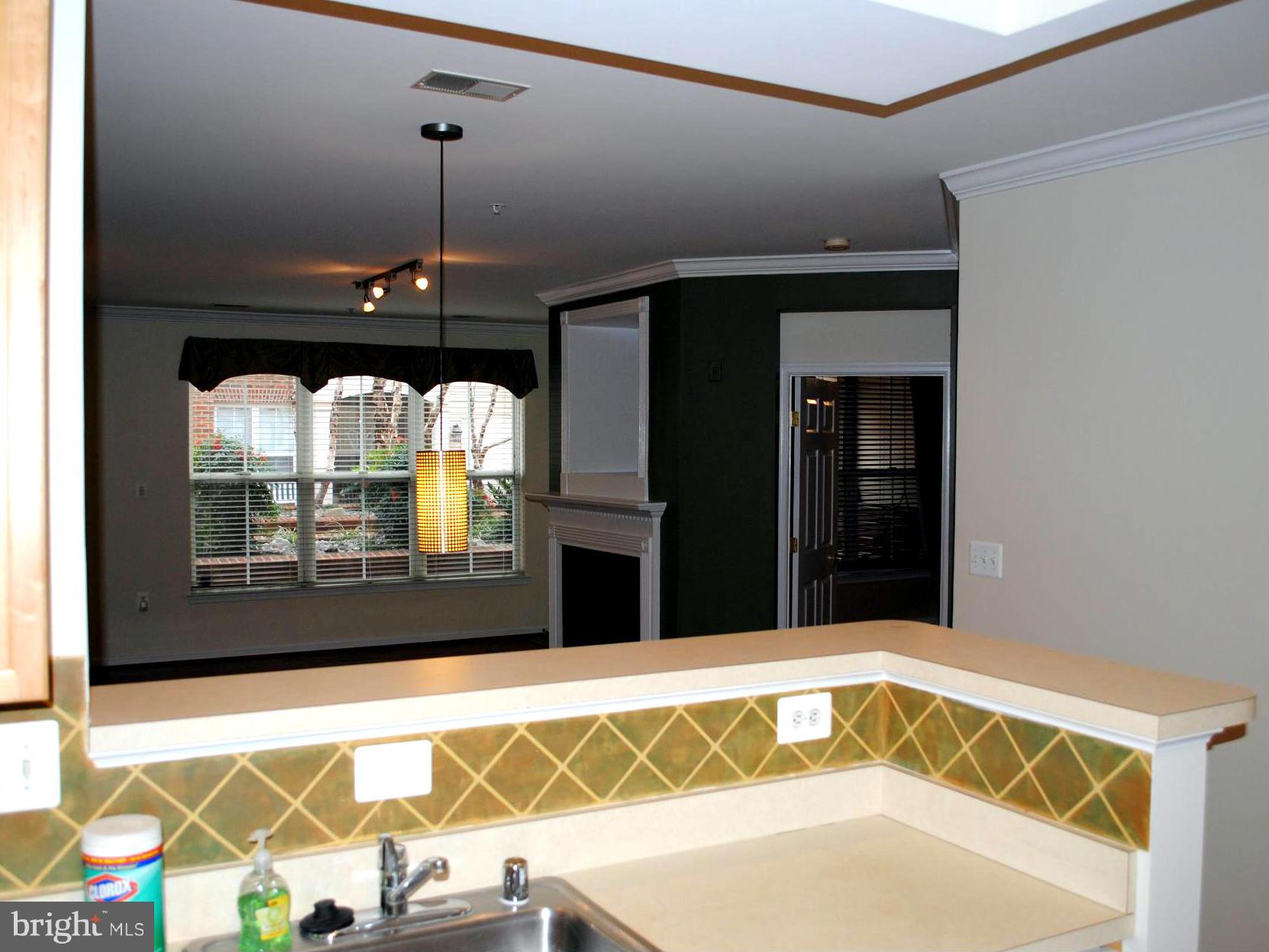 CARLTON PLACE - Residential Lease