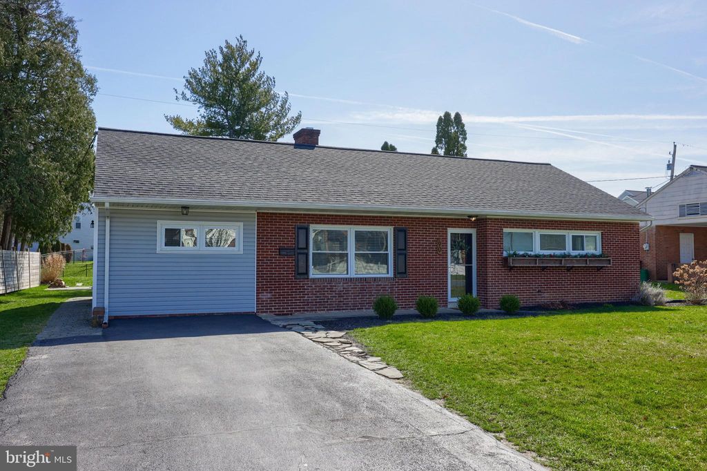 Photo of 90 Stanley Avenue, Landisville, PA 17538 (MLS # PALA2047870)