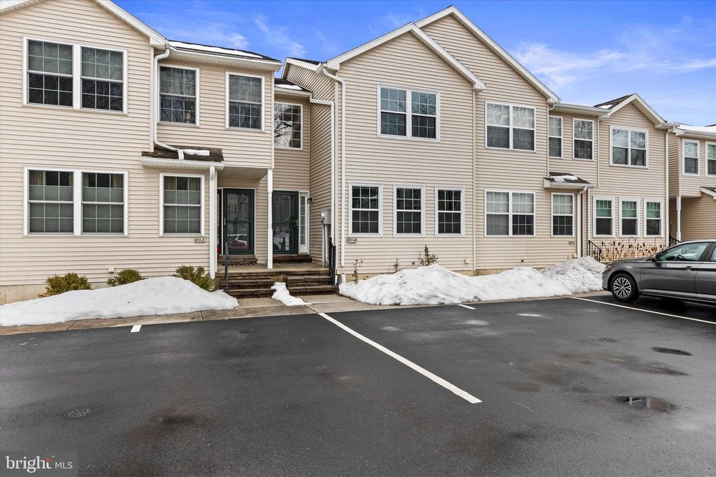 Photo of 804 Yorkview Dr, MECHANICSBURG, PA 17055 (MLS # PACB2050762)