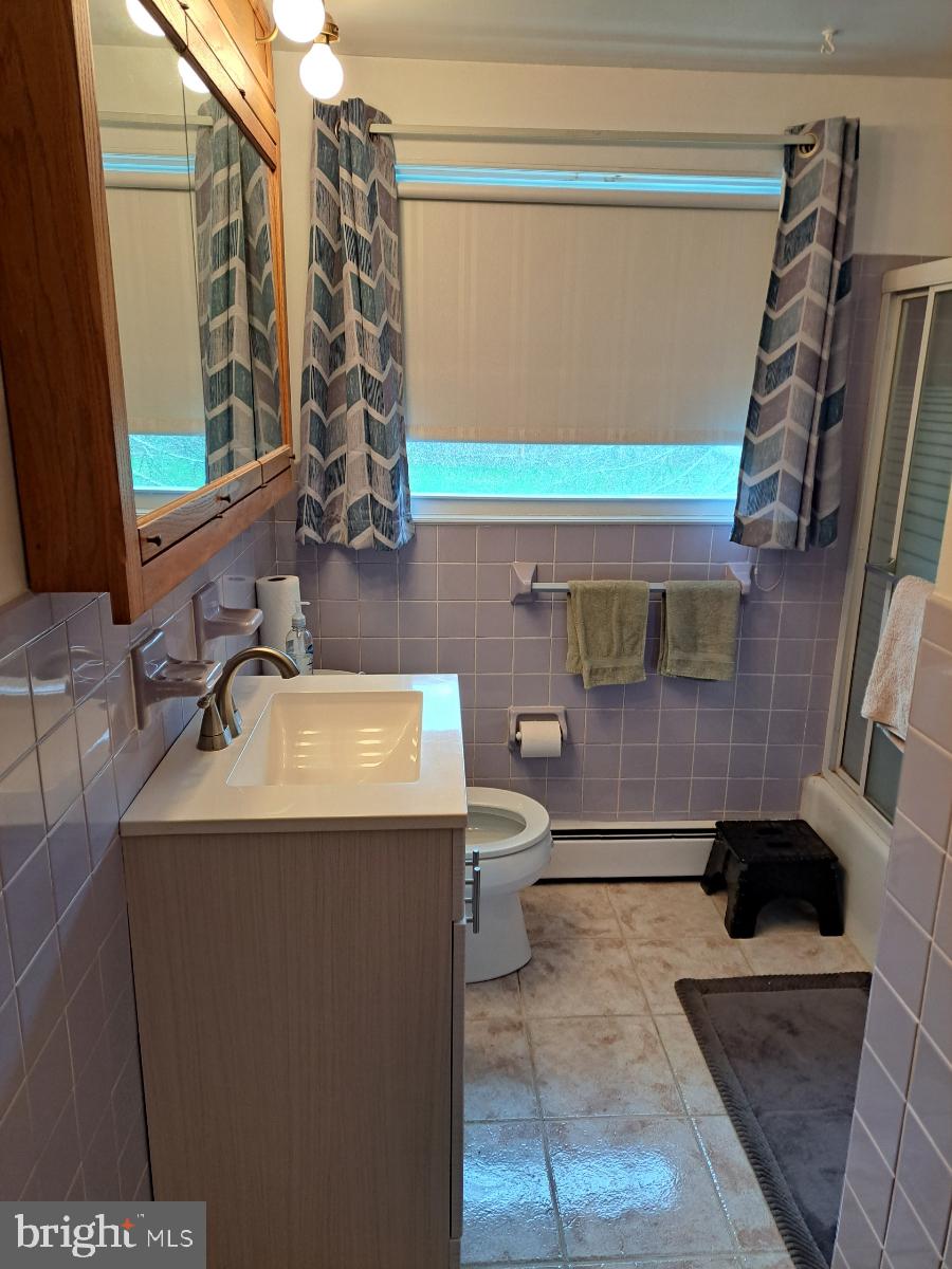 MEADOW WOOD - Residential Lease