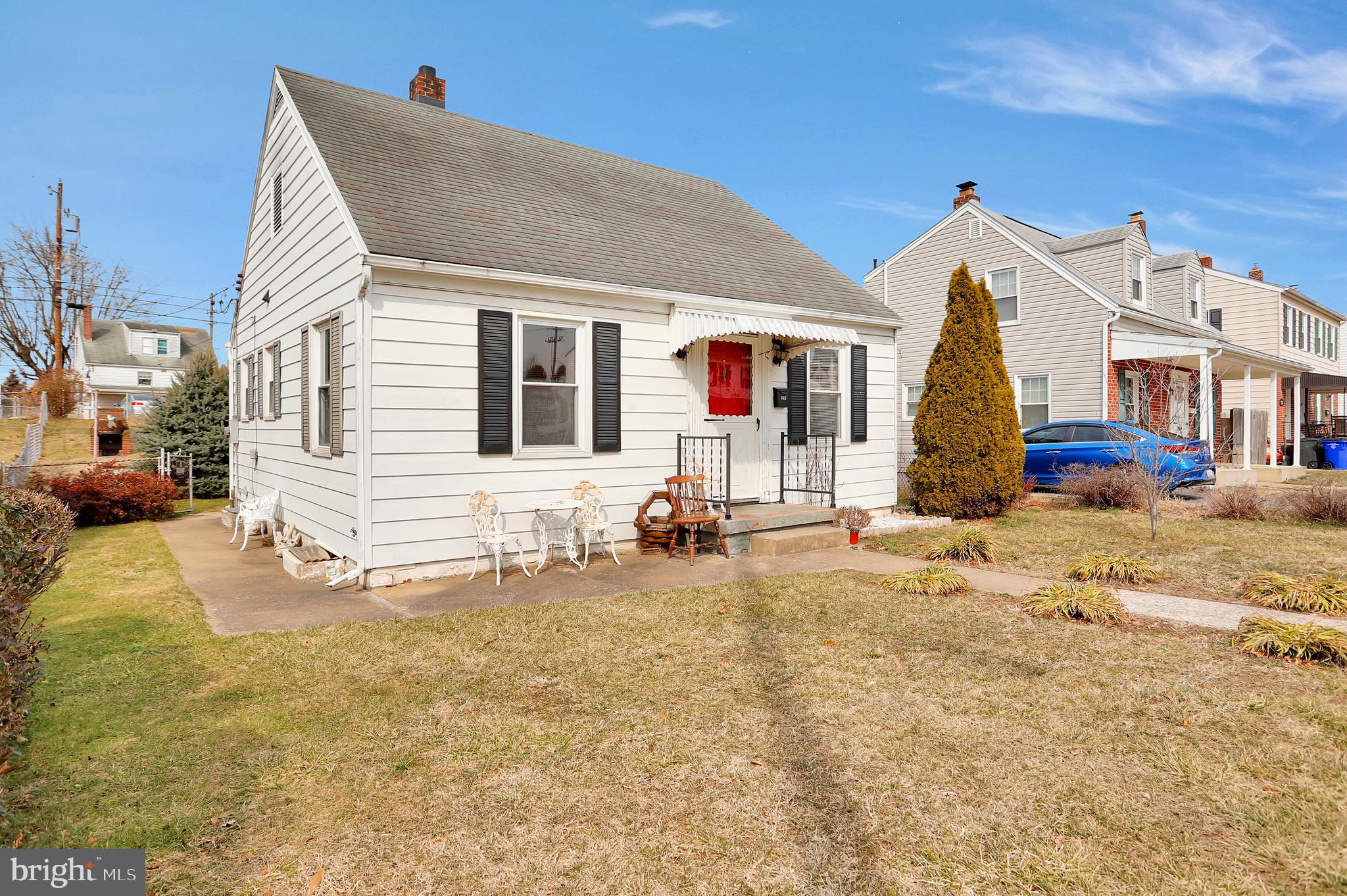 RADCLIFFE AVE - Residential