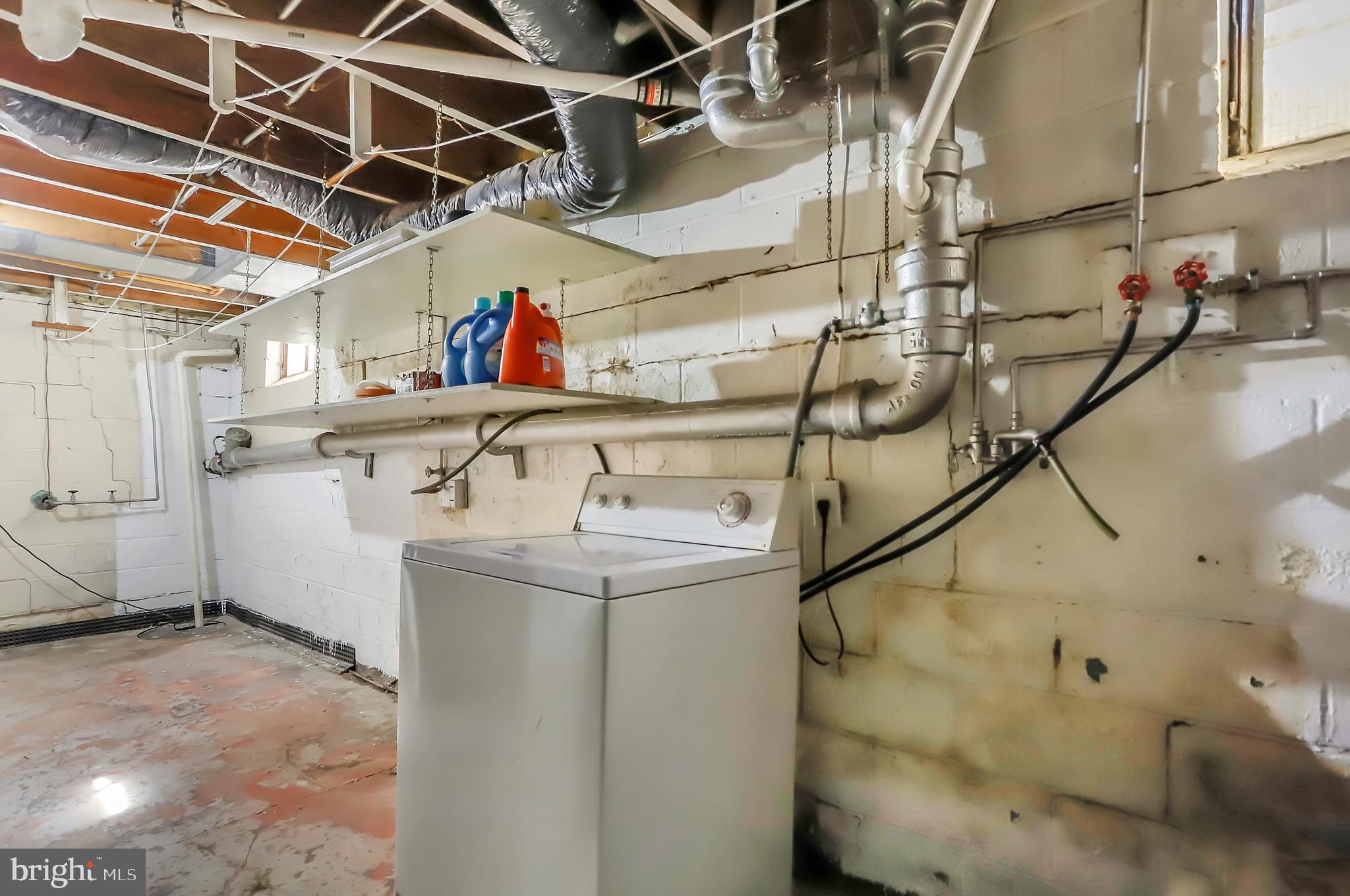 RADCLIFFE AVE - Residential