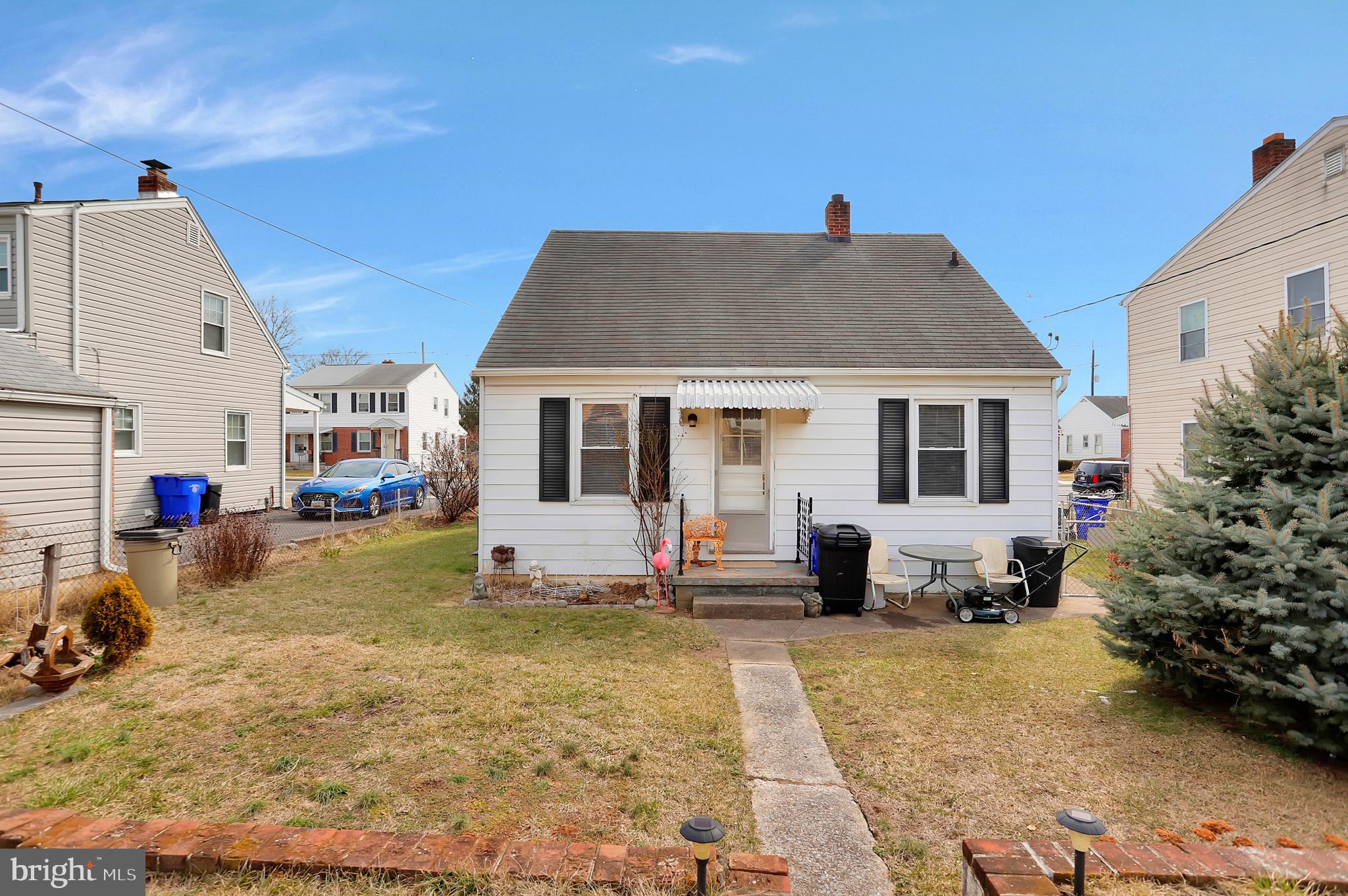 RADCLIFFE AVE - Residential